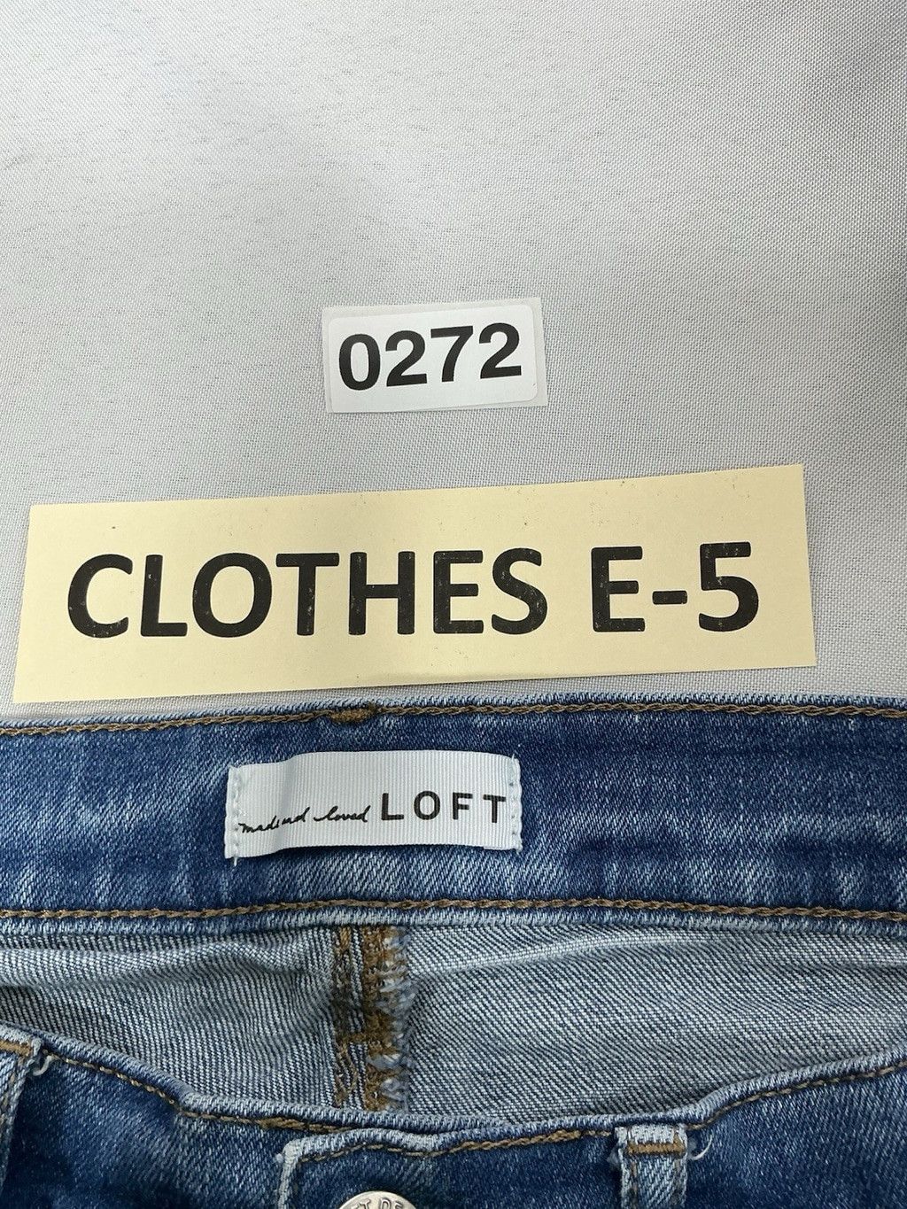 Loft Womans Excellent Loft The Boot Blue Jeans Size 29/2 Size 26" / US 2 / IT 38 - 3 Thumbnail