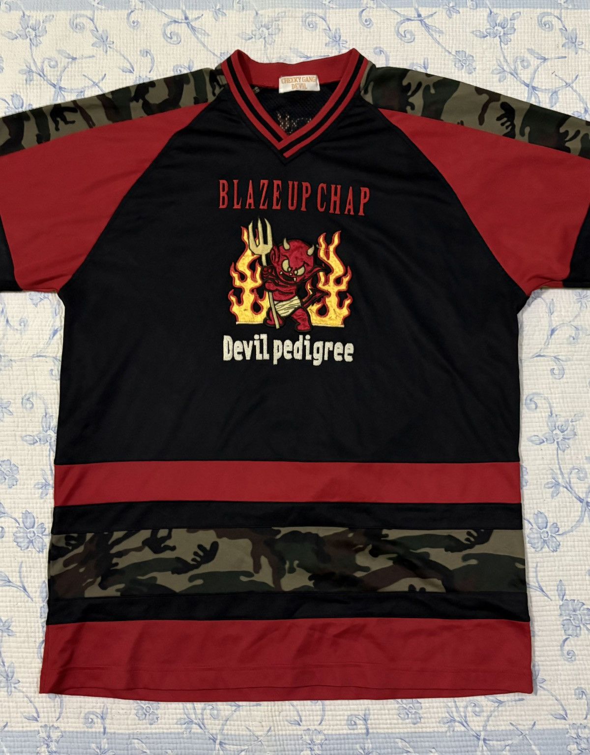Vintage Blaze up Chap Shirt V Collar Shirt Embroidery Devil Size US L / EU 52-54 / 3 - 4 Thumbnail