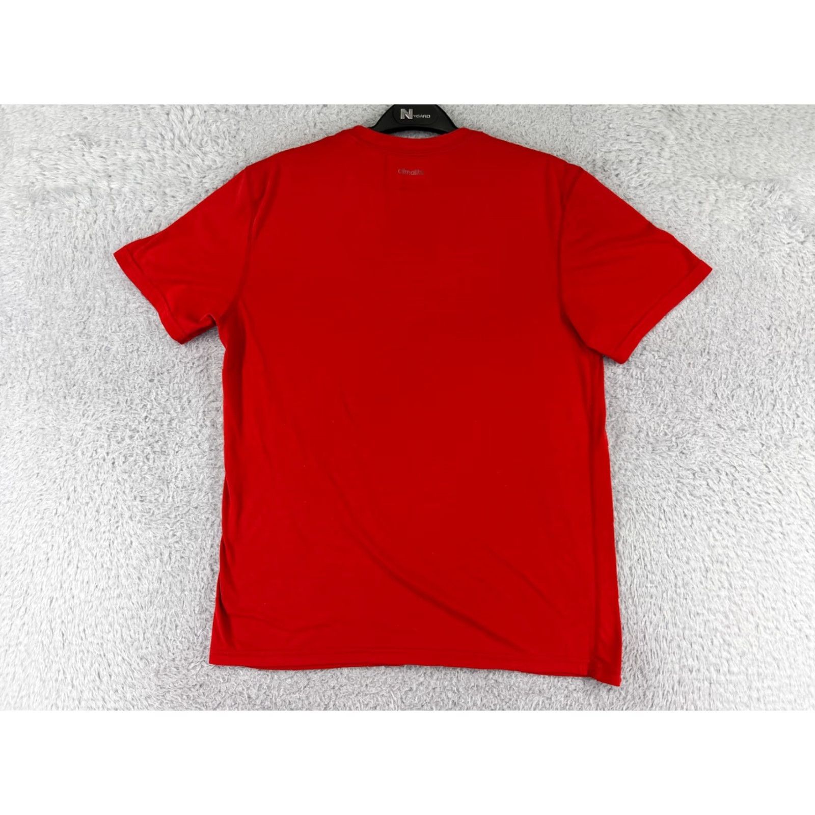 Adidas Adidas Shirt Men Medium Red Logo Short Sleeve Crew Neck Polyester Blend Size US M / EU 48-50 / 2 - 2 Thumbnail