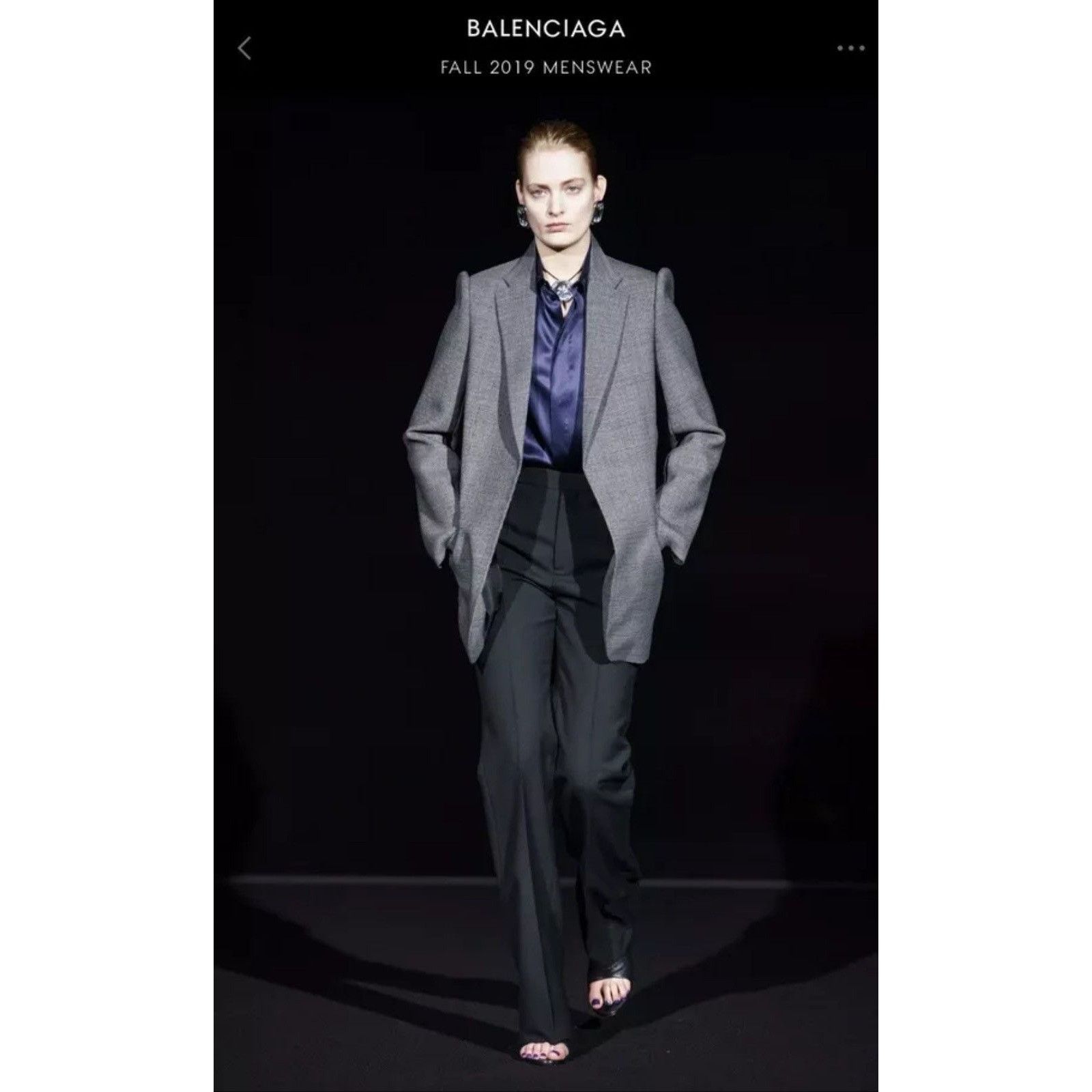 Balenciaga A/W2019 Balenciaga runway suspended shoulder blazer jacket Size L / US 10 / IT 46 - 2 Thumbnail