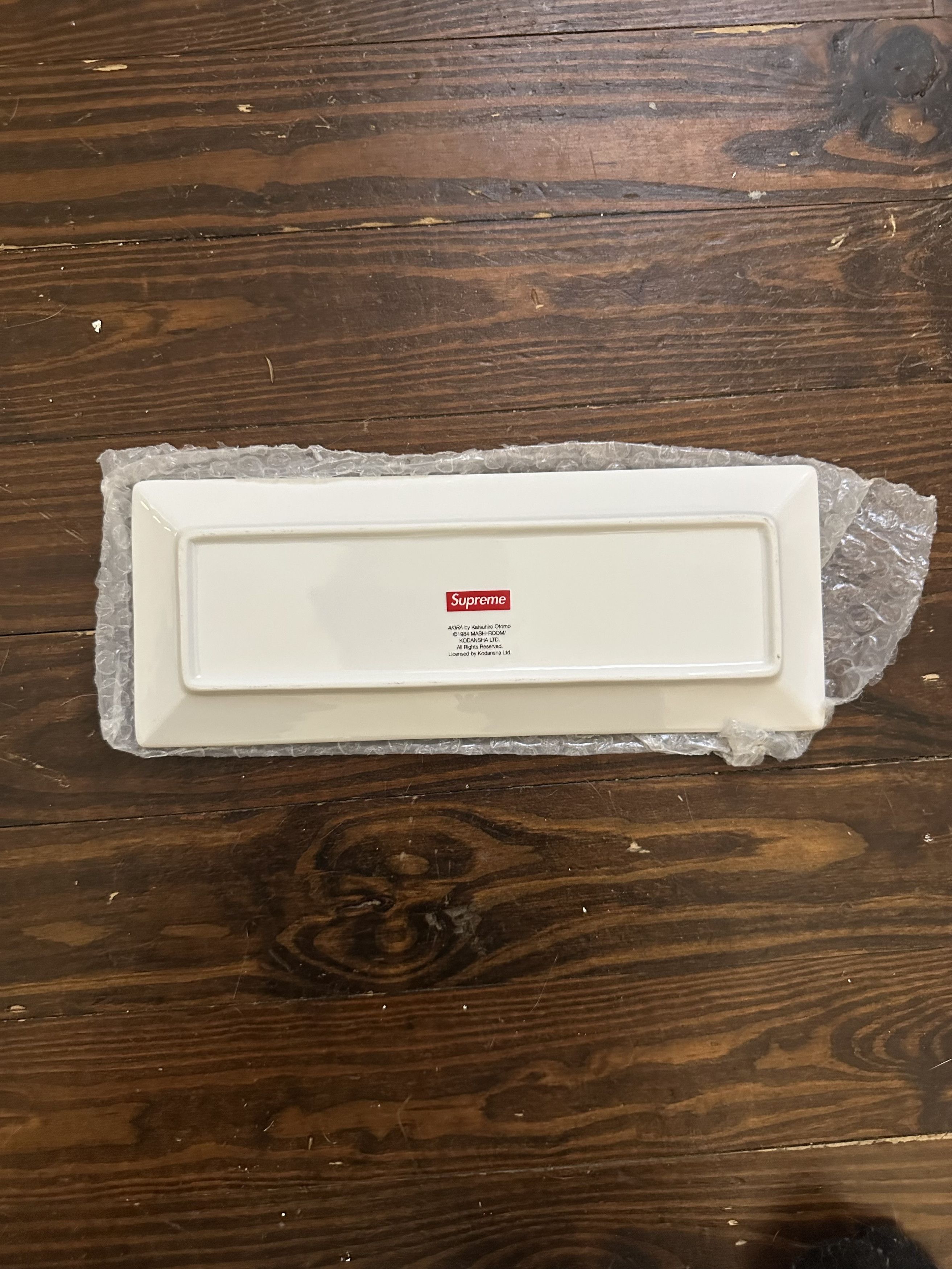 Supreme Supreme AKIRA Syringe Ceramic Tray Size ONE SIZE - 4 Thumbnail