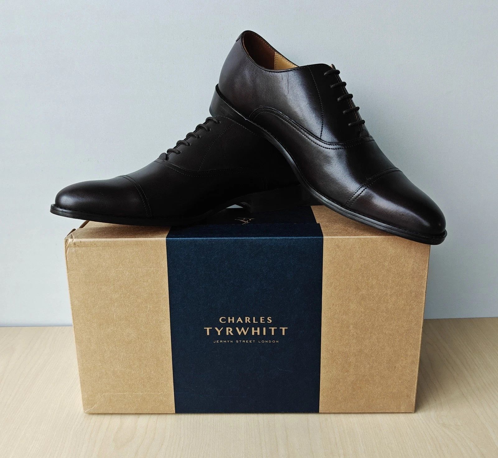 Charles Tyrwhitt Charles Tyrwhitt Men’s Dress Oxford Shoes T / 0032 Size US 9 / EU 42 - 13 Thumbnail