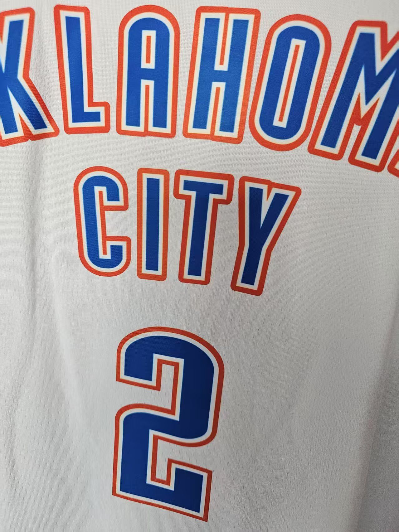 NBA Oklahoma City Thunder 2 Gilgeous-Alexander Jersey White Size US XL / EU 56 / 4 - 4 Thumbnail