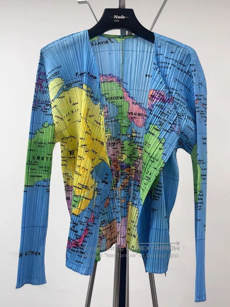 Issey Miyake Issey Miyake World Map Pleated Cardigan Size L / US 10 / IT 46 - 1 Thumbnail