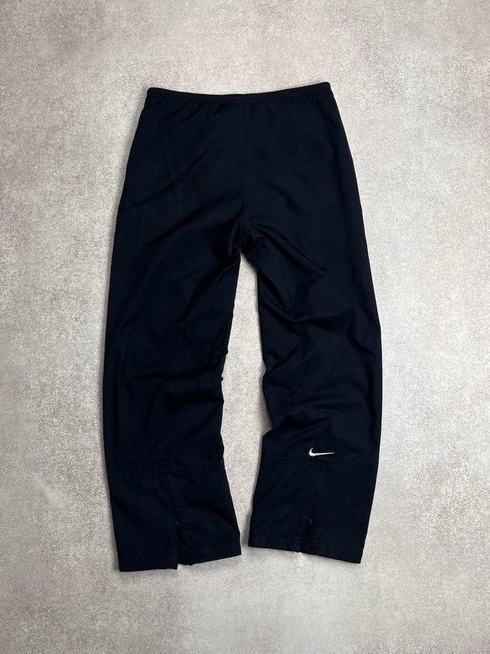 Nike × Vintage VINTAGE NIKE SWOOSH BAGGY NYLON TRACK PANTS Size US 32 / EU 48 - 5 Thumbnail