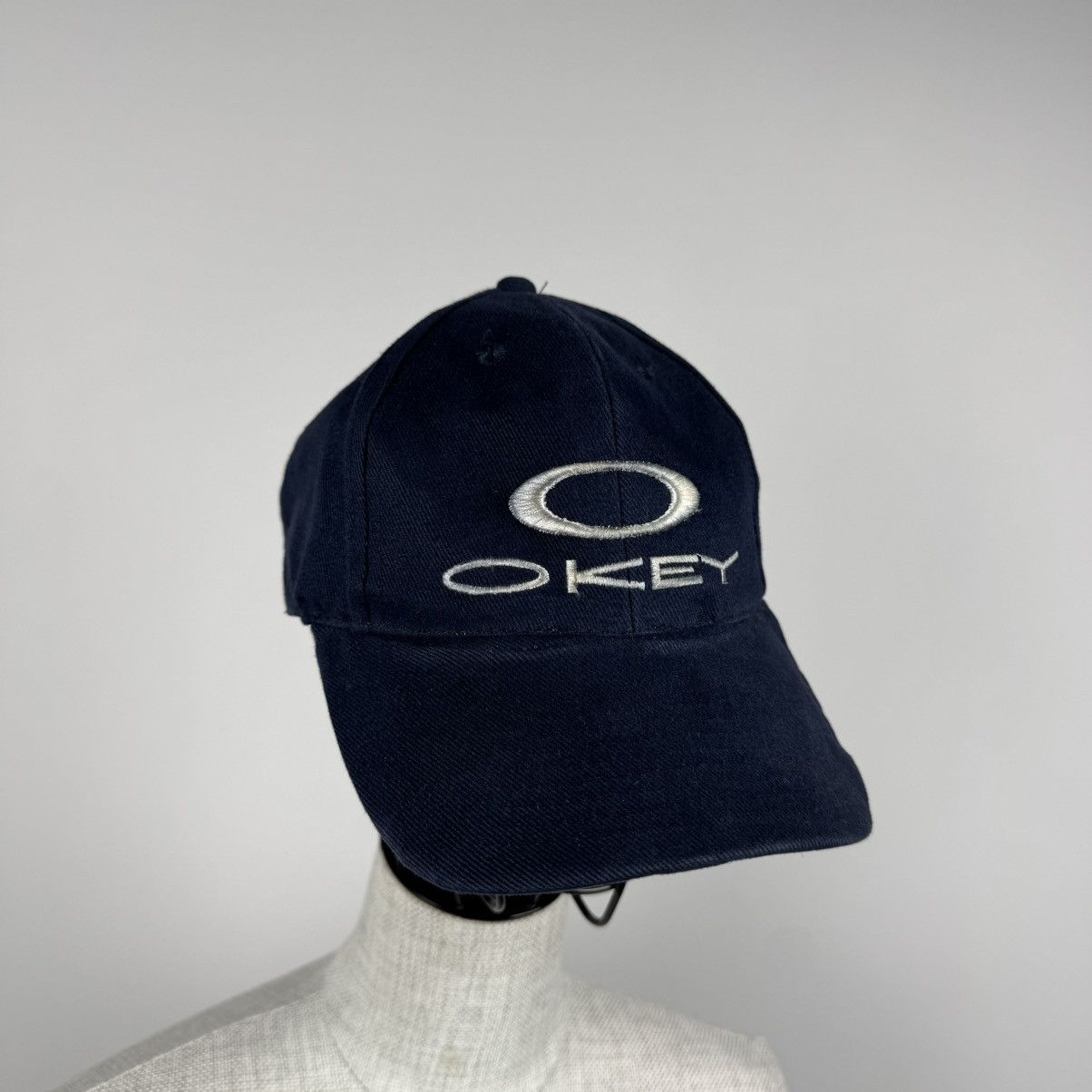 Oakley × Vintage Oakley ‘OKEY’ Y2K Rare Cap Hat Size ONE SIZE - 1 Thumbnail
