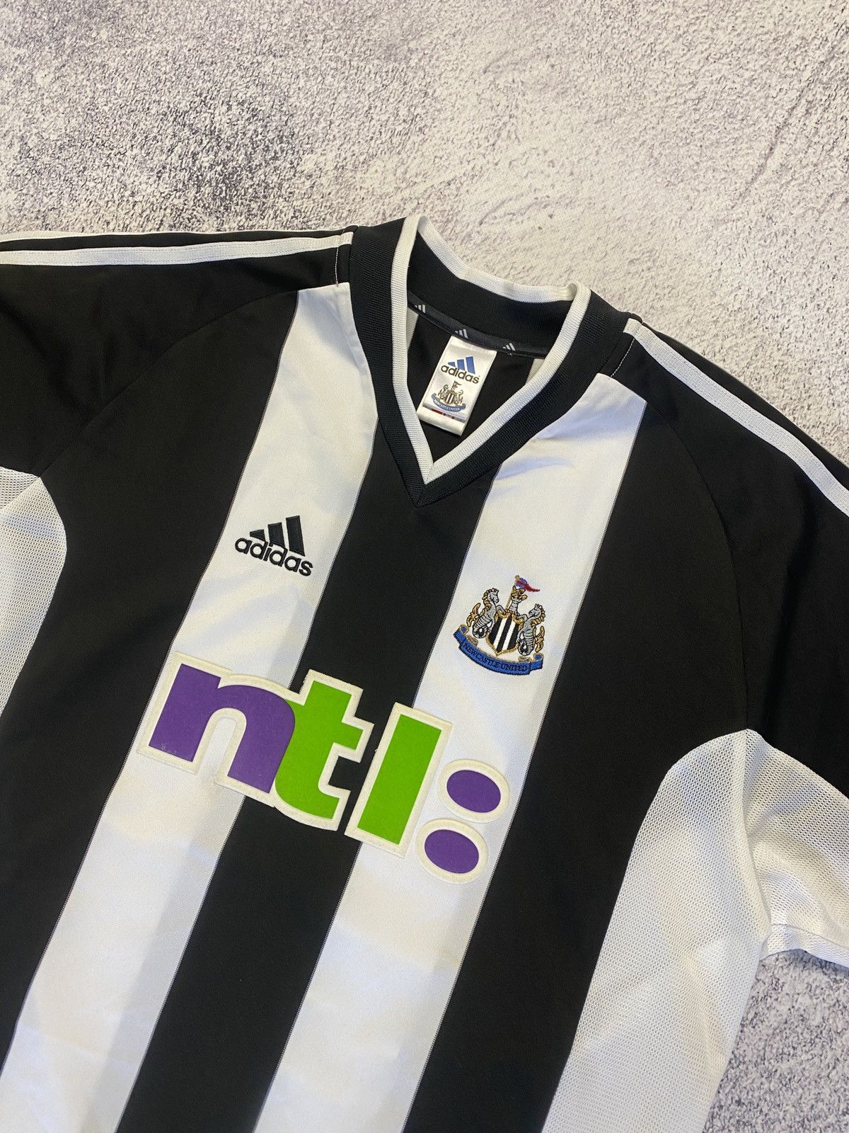 Adidas × Vintage Vintage Newcastle United 2001-2003 Adidas Soccer Jersey Size US L / EU 52-54 / 3 - 4 Thumbnail