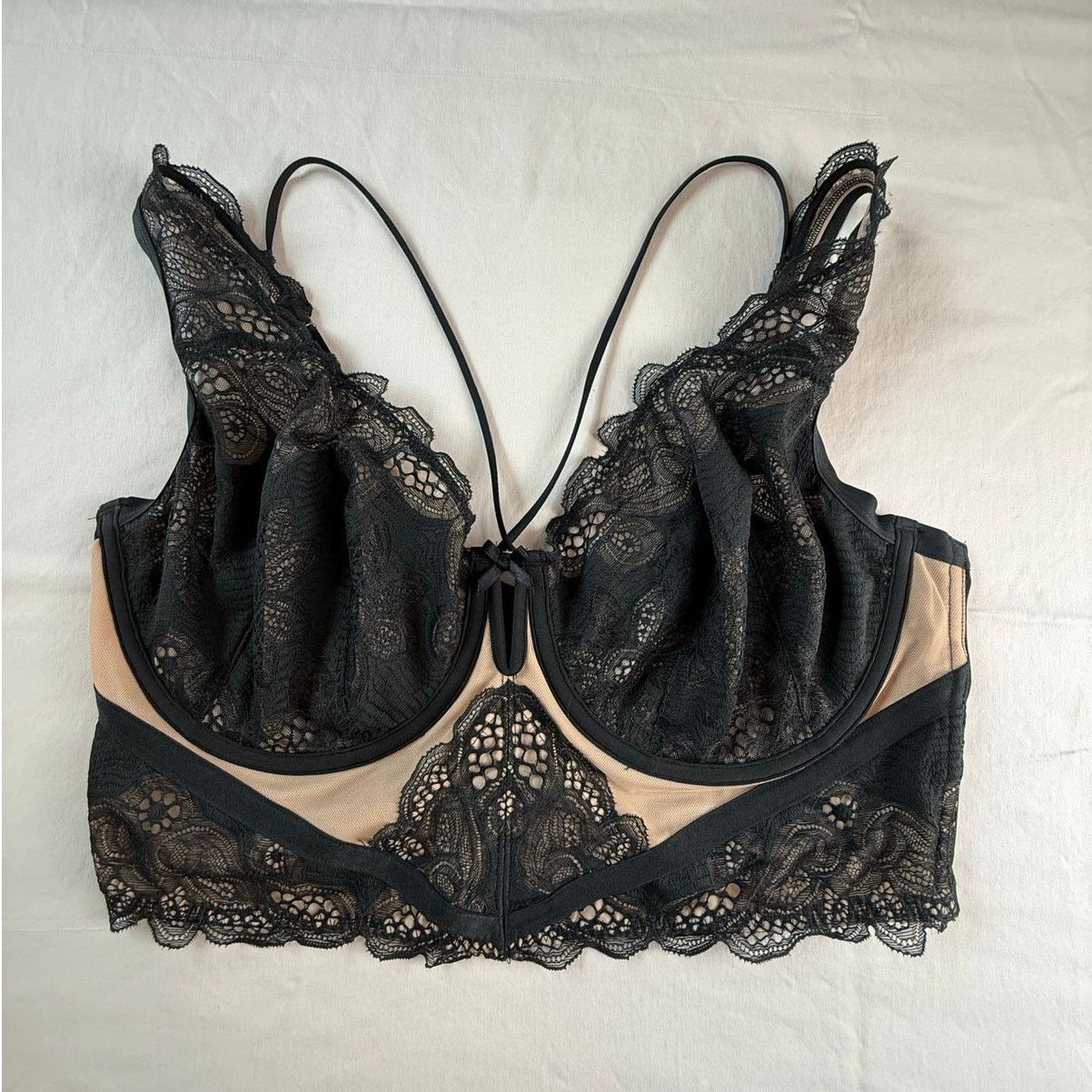 Victoria's Secret NWOT Cacique 40DDD Balconette Lace Bra Size ONE SIZE - 1 Thumbnail