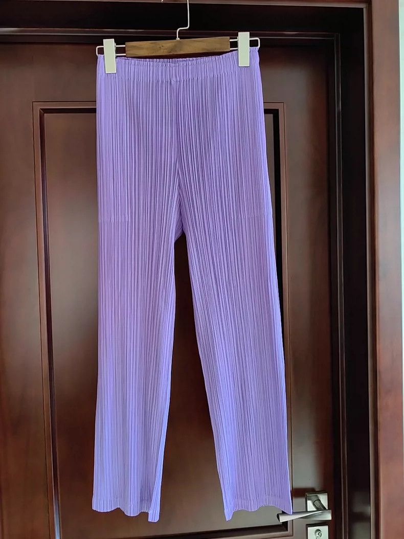 Issey Miyake Issey Miyake size:3 Violet pleated straight-leg pants Size 23" - 1 Thumbnail