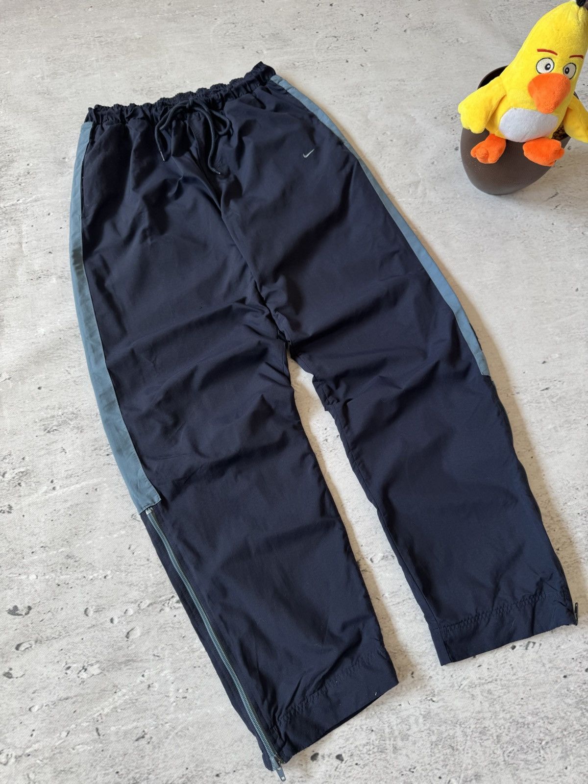 Nike × Vintage NIKE NYLON VINTAGE Y2K OVERSIZE BAGGY FIT PANTS SWEATPANTS Size US 32 / EU 48 - 2 Thumbnail