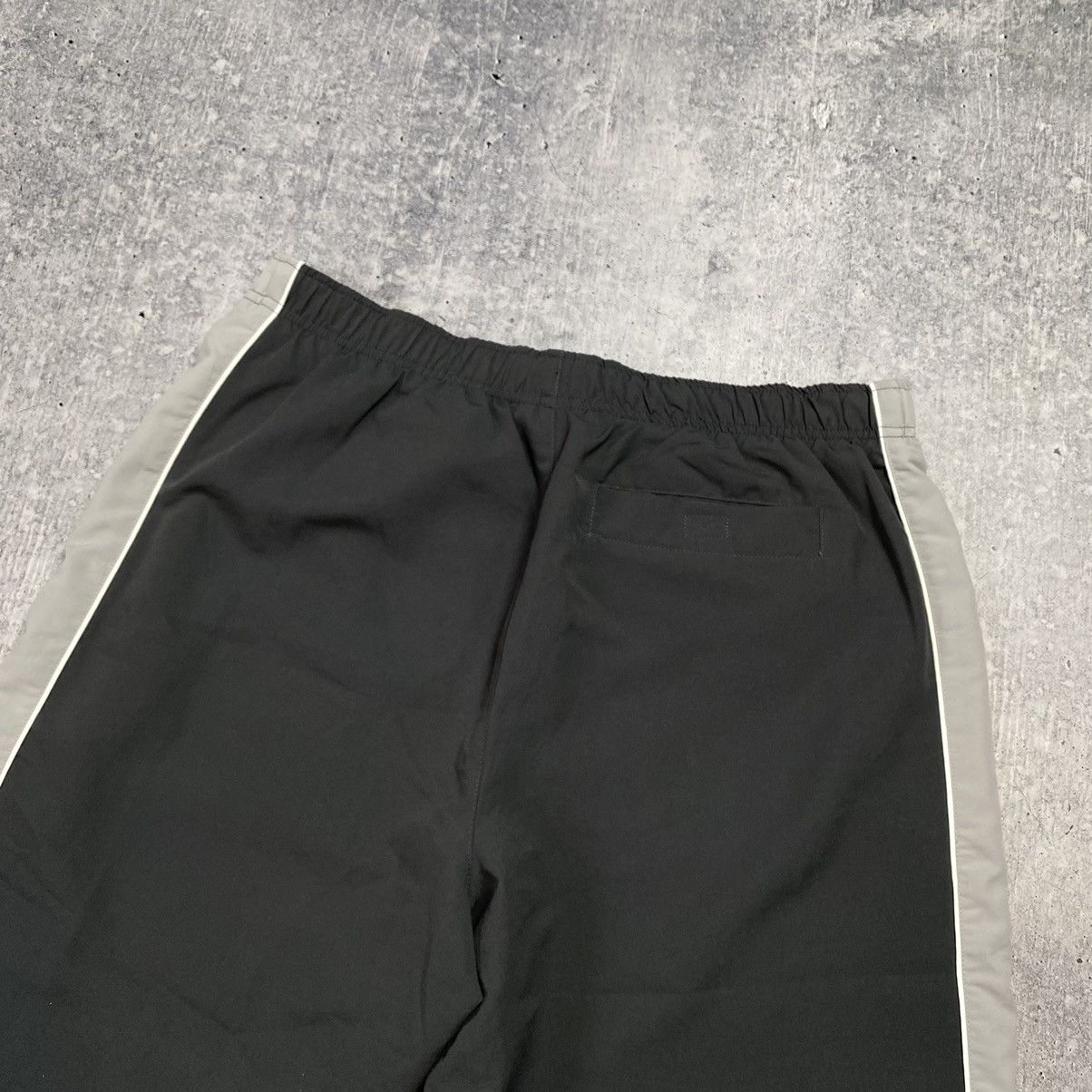 Nike × Vintage Vintage 90s Nike Nylon Track Pants Y2K Size US 36 / EU 52 - 7 Thumbnail