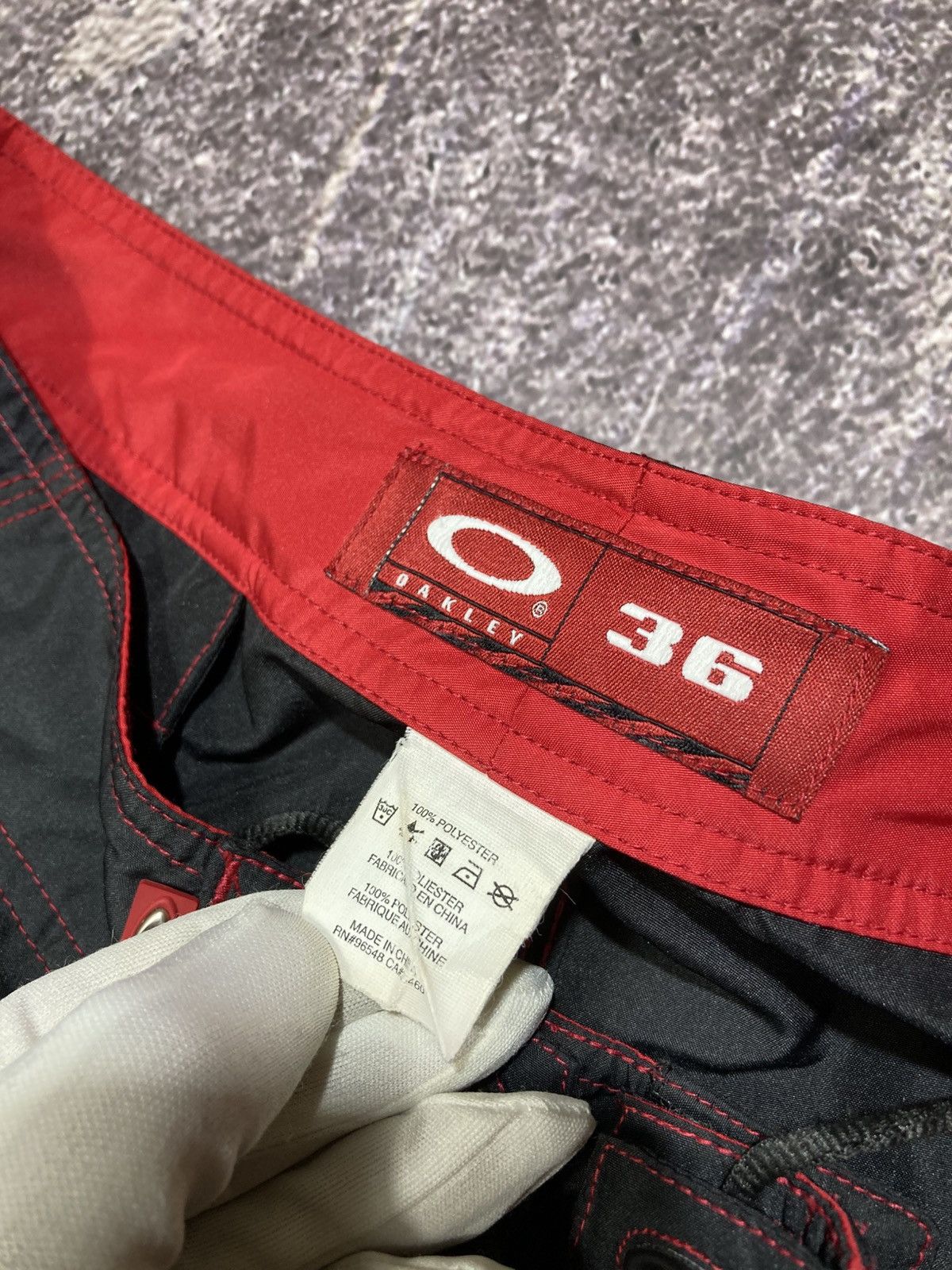 Oakley Vintage Oakley Shorts Big Logo Tactical Surfing Fire Y2K Size US 36 / EU 52 - 5 Thumbnail