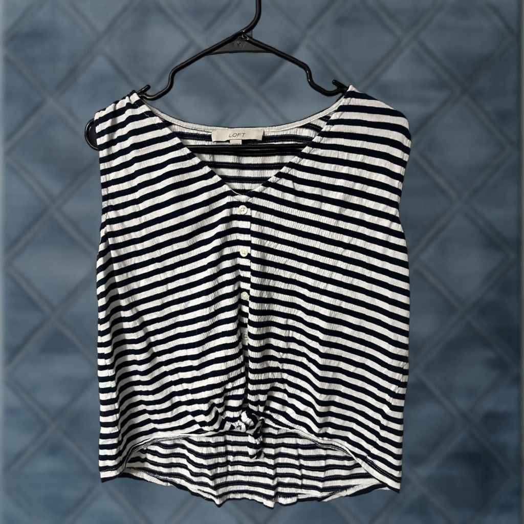 Loft LOFT Ann Taylor Tank Womens XS Sleeveless Striped Button Front Knot V-Neck Multicolor Casual Lightweight Cotton Easy Care Regular Fit Womens Size XS / US 0-2 / IT 36-38 - 1 Thumbnail