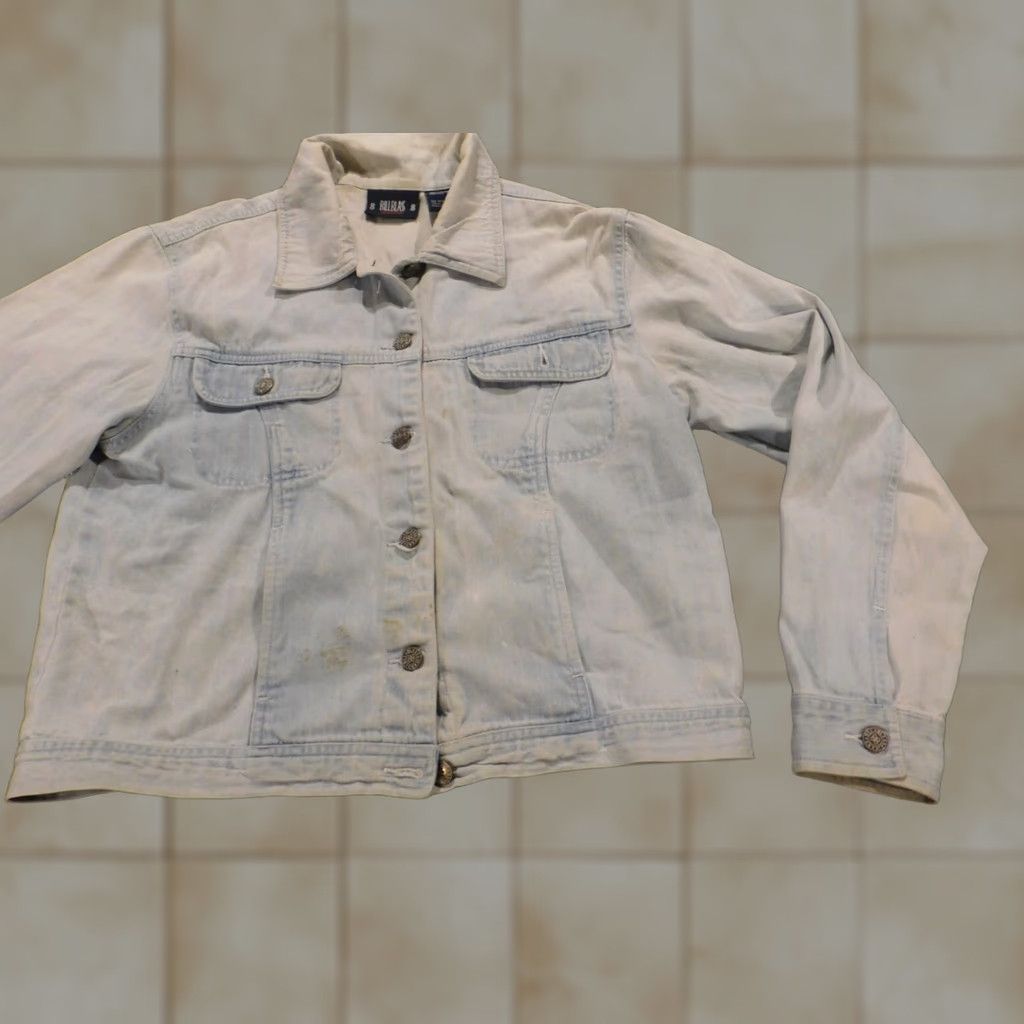 Bill Blass Bill Blass Womens Jacket Jacket M Blue Denim Button Long Sleeve Mid-Length Basic Jacket Regular XS? Size 32" / US 10 / IT 46 - 1 Thumbnail