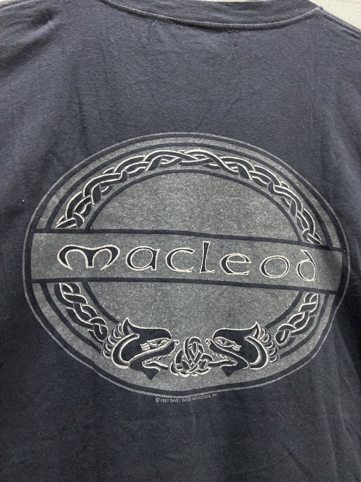 Vintage DUNCAN MACLEOD 1997 THE HIGHLANDER MOVIE TEE SHIRT Size US XL / EU 56 / 4 - 6 Thumbnail