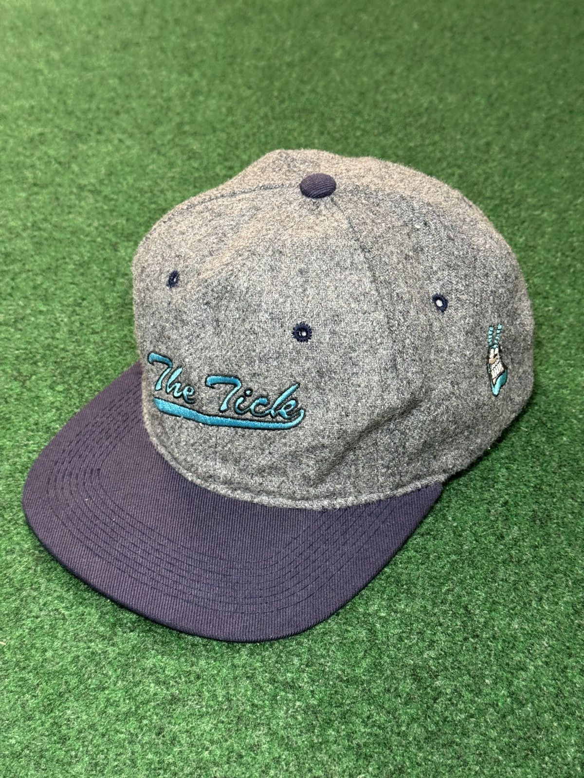 Vintage Vtg 90s The Tick RARE Comic Book Ben Edlund Snapback Hat Size ONE SIZE - 1 Thumbnail