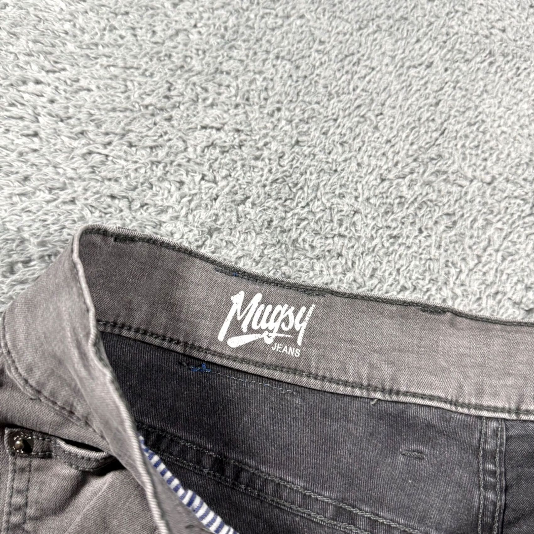 Vintage Mugsy Jeans Beans Slim Straight Chino Pants 31x30 Gray Men Casual Business 5-Pocket Logo Button Zip Stretch Cotton Blend Modern Regular Fit Size US 31 - 2 Thumbnail
