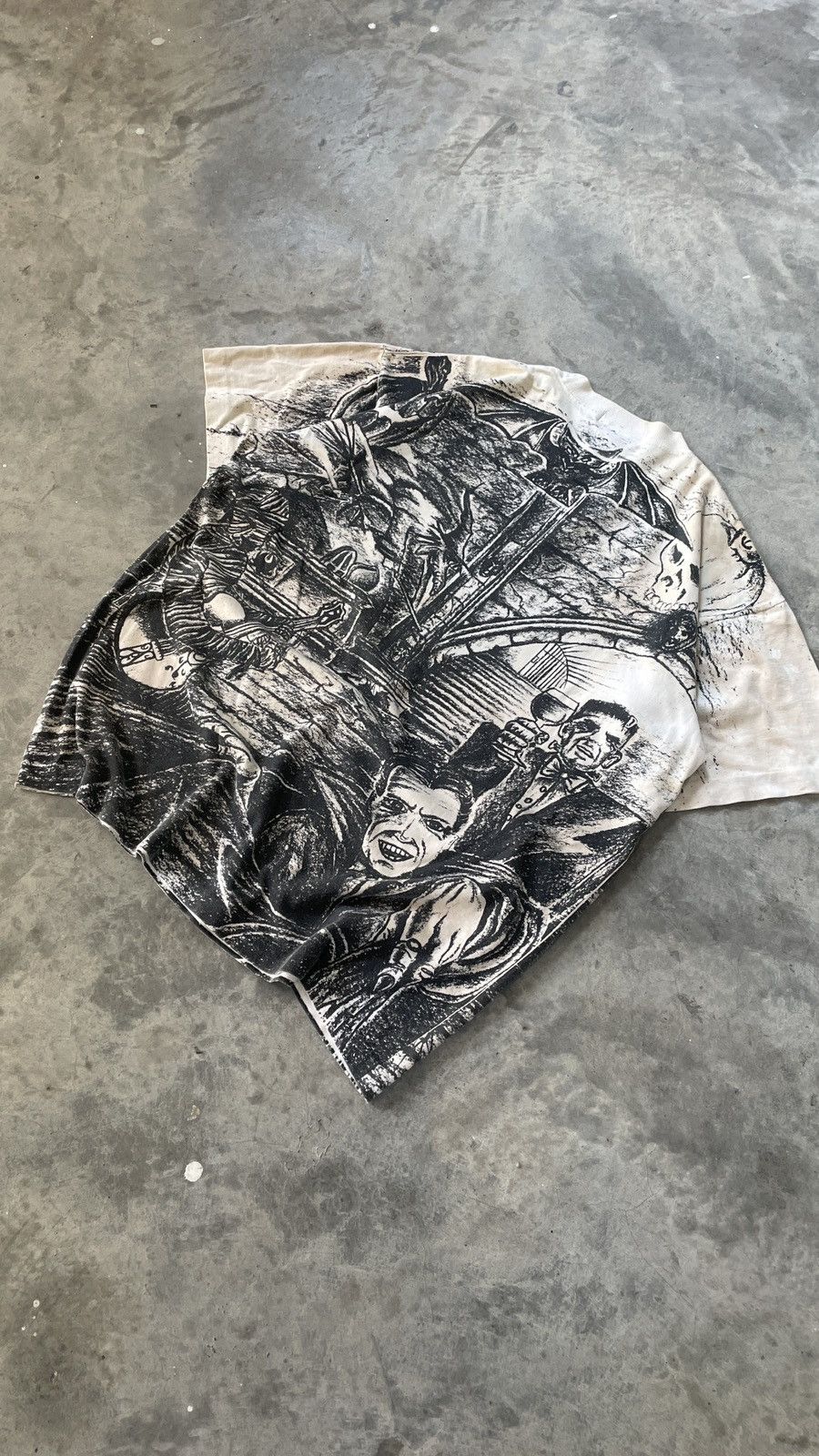 Hard Rock Cafe Vintage Rare Grail Hard Rock Cafe Kowloon Overprint Size US XL / EU 56 / 4 - 5 Thumbnail