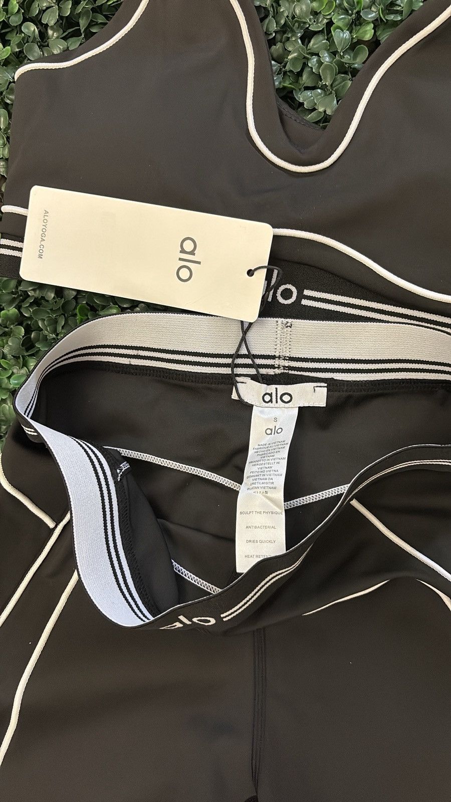 Alo Black & White Women Alo Set ( S/4 ) Size S / US 4 / IT 40 - 4 Thumbnail