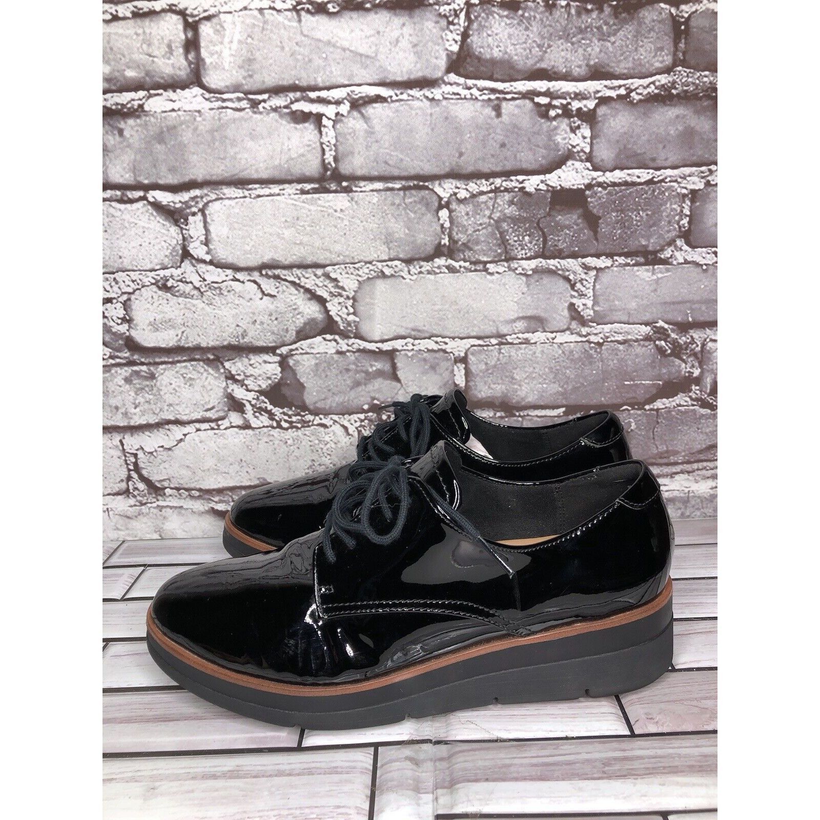 Clarks Clarks Unstructured Black Patent Leather Platform Lace Shoes Size US 8 / IT 38 - 8 Thumbnail
