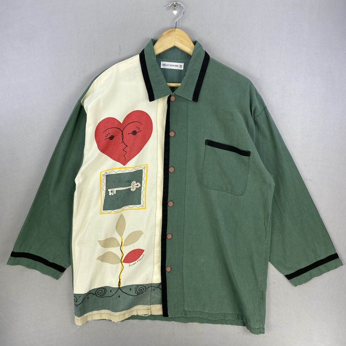 Japanese Brand Dia Y Noche Vintage Artist Shirt – Heart & Key Graphic Size US XL / EU 56 / 4 - 1 Thumbnail