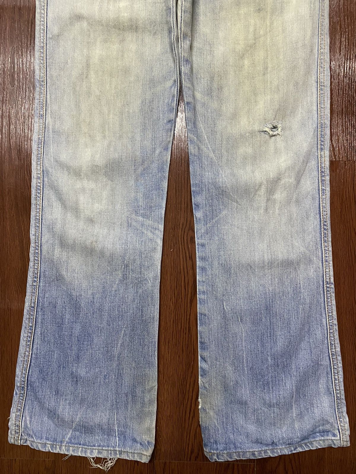 Japanese Brand Vintage Edwin 503 Blue Faded Wash Distressed Loose Jeans Size US 32 / EU 48 - 5 Thumbnail