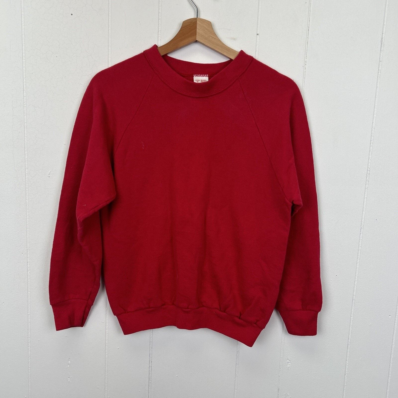 Fruit Of The Loom Fruit Of The Loom Vintage Red Blank Women’s Pullover Size M Size M / US 6-8 / IT 42-44 - 1 Thumbnail
