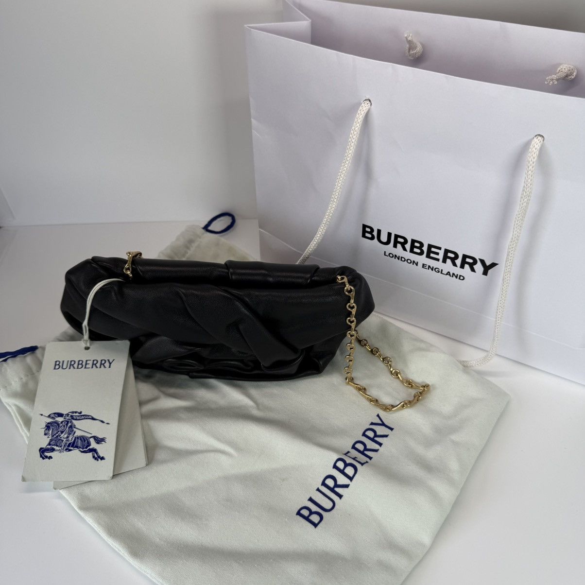 Burberry €1950 Burberry NWT Women’s Rose Clutch Black Leather Bag Size ONE SIZE - 5 Thumbnail