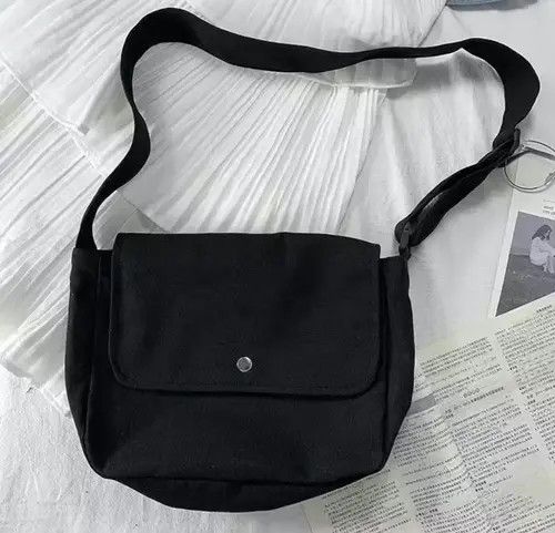 Japanese Brand Crossbody Canvas Bag Size ONE SIZE - 1 Thumbnail