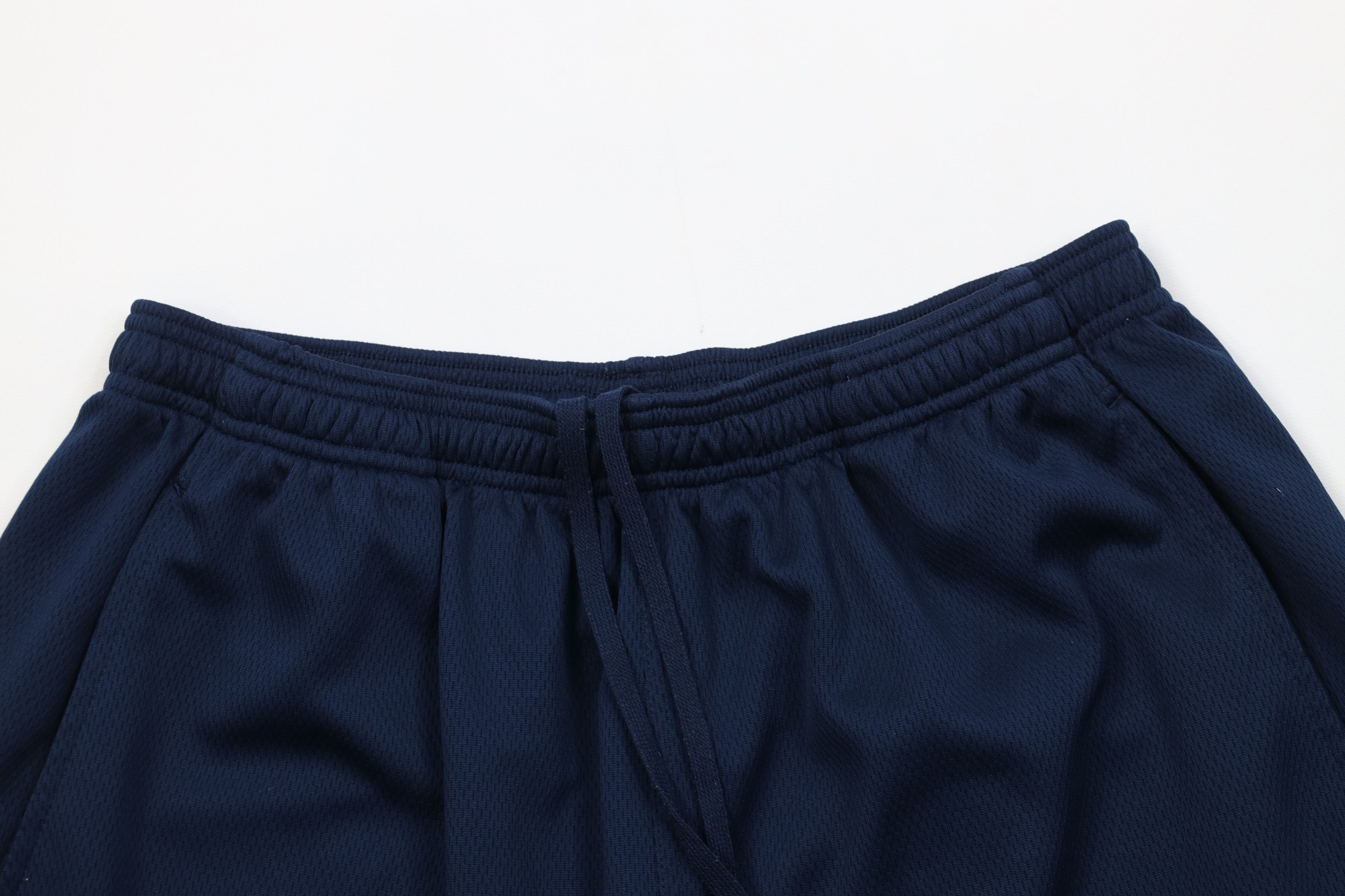 Adidas Vintage Adidas New York Yankees Baseball Above Knee Shorts Size US 34 / EU 50 - 2 Thumbnail