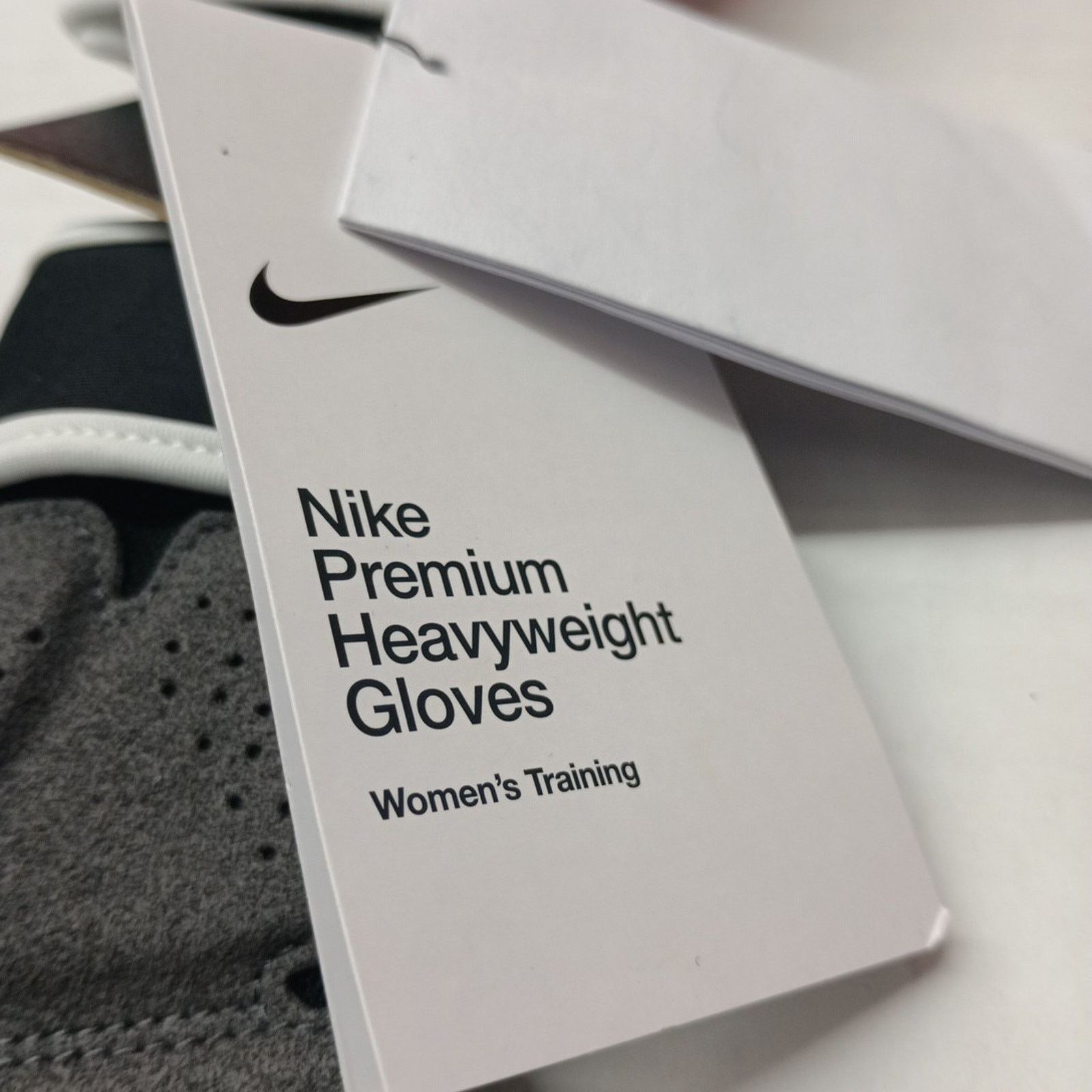 Nike Nike Gloves Women's XS Black Premium Heavyweight Training Size ONE SIZE - 4 Thumbnail