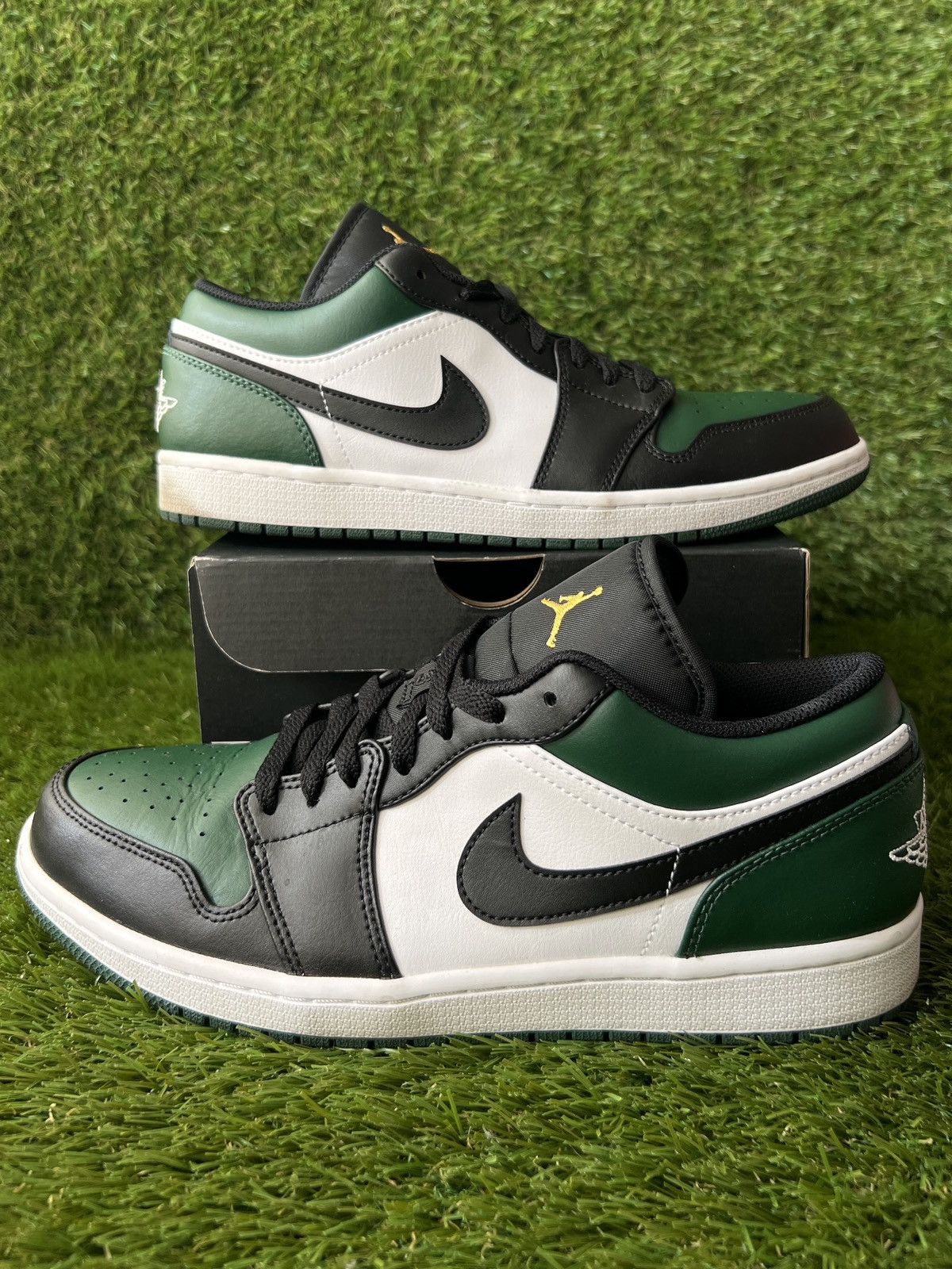 image of Jordan Nike Air Jordan 1 Low Green Toe Size 10 Shoes, Men's
