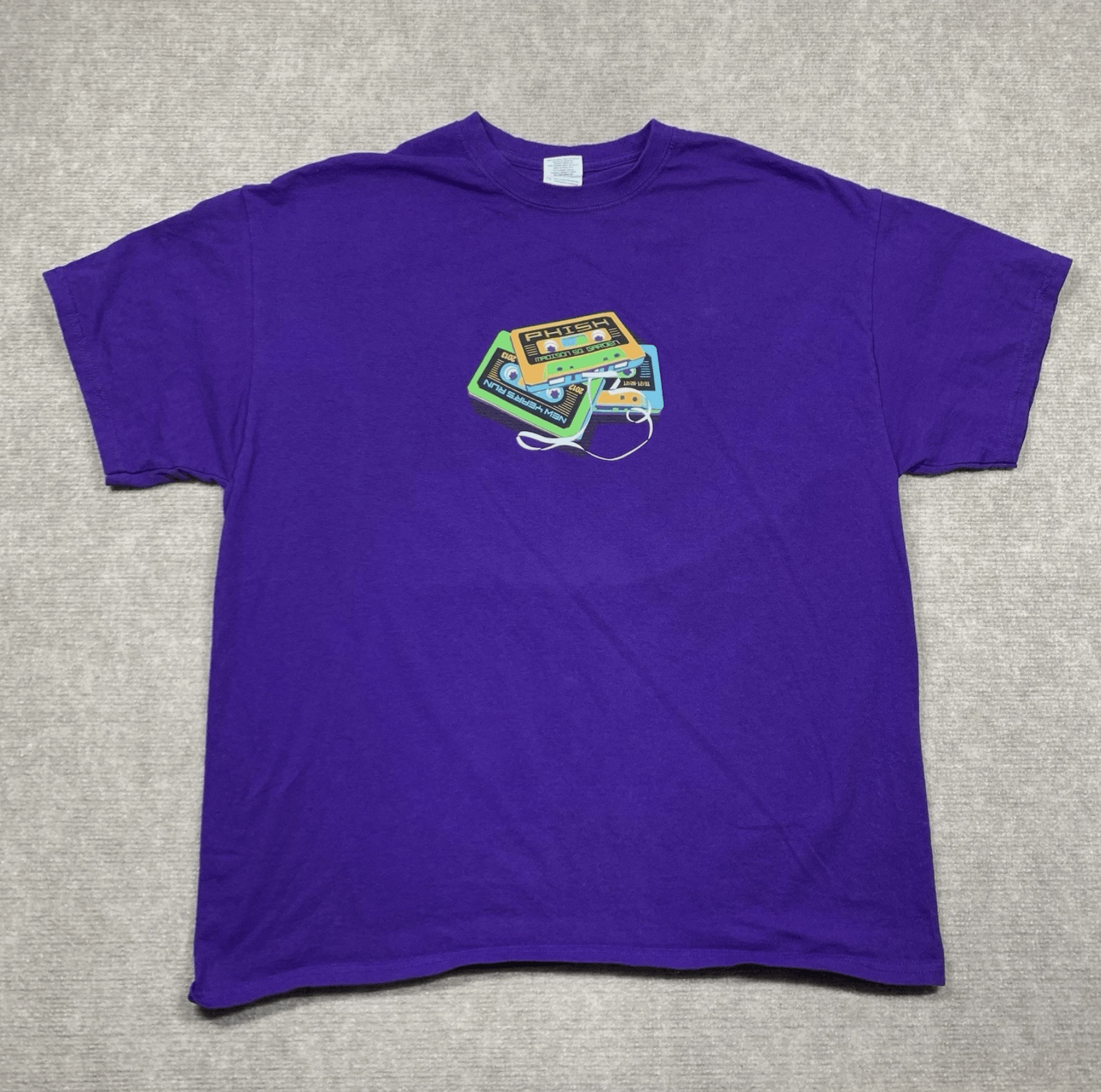 Gildan Phish T Shirt NYE Madison Square Garden Cassette XL Size US XL / EU 56 / 4 - 1 Thumbnail