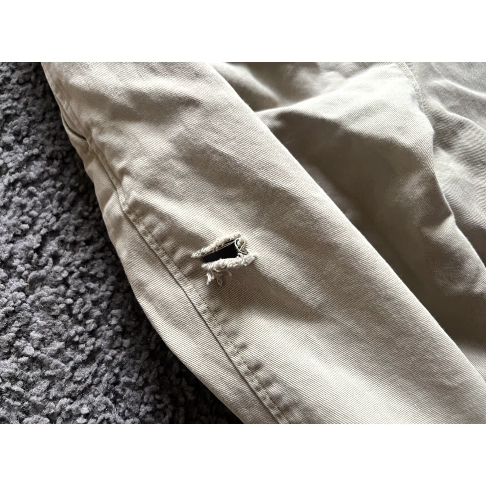 Banana Republic Banana Republic Chino Shorts Men 31 Beige Flat Front Casual Outdoor Size US 31 - 4 Thumbnail