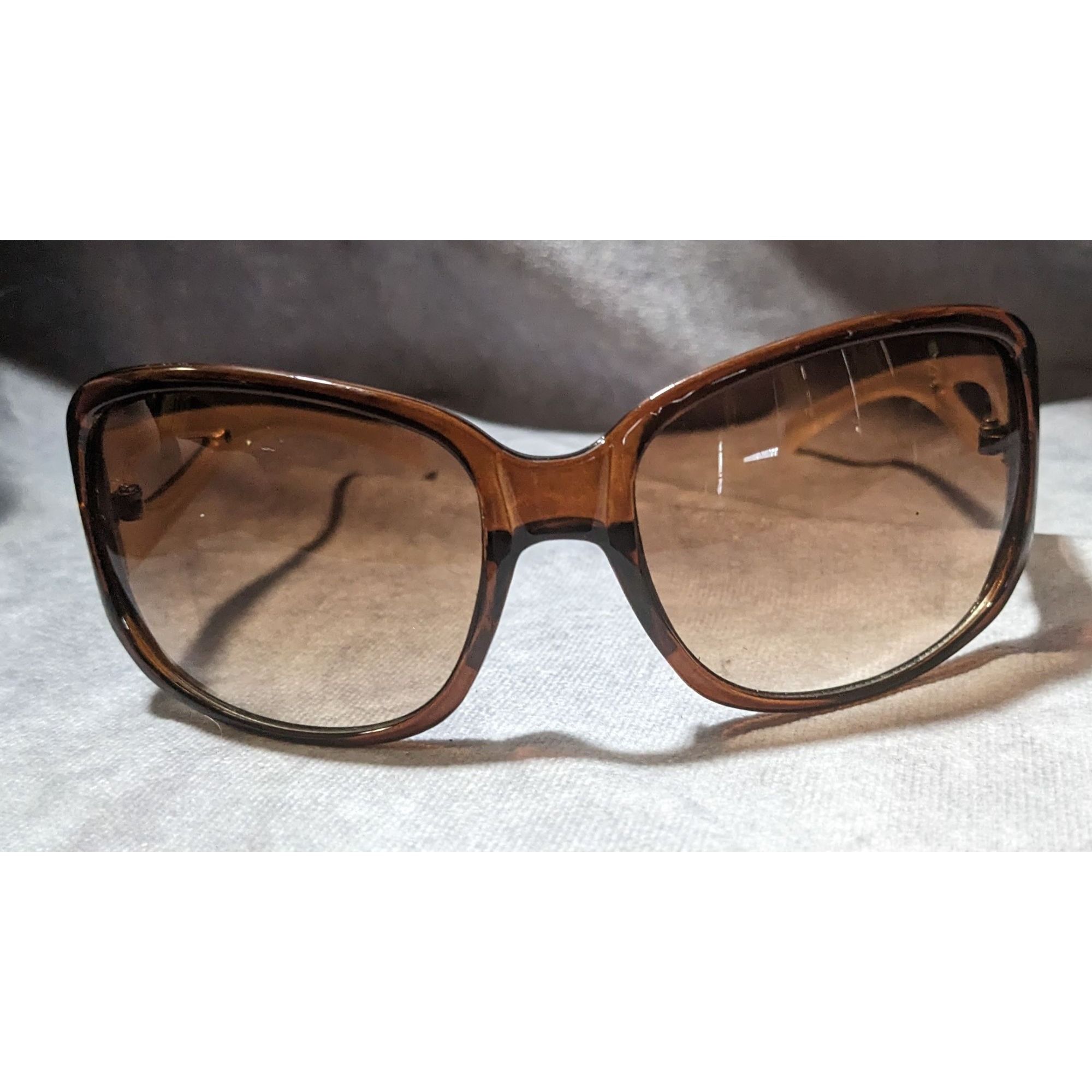 Esprit Esprit Brown And Beige Sunglasses With Teardrop Cutouts Size ONE SIZE - 1 Thumbnail