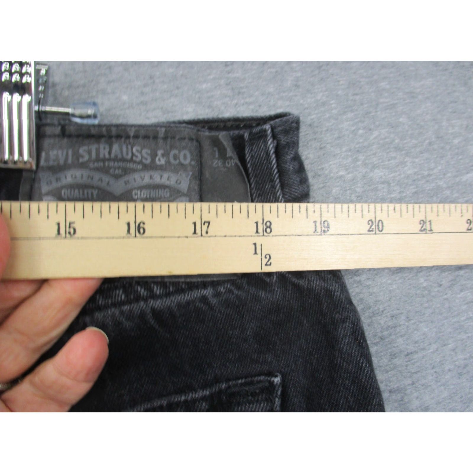 Levi's Levi's 501XX Jeans Button Fly 36x29 Men Straight Medium Wash Gray - Levi'S 501 Series Denim Cotton Jeans Size US 36 / EU 52 - 6 Thumbnail