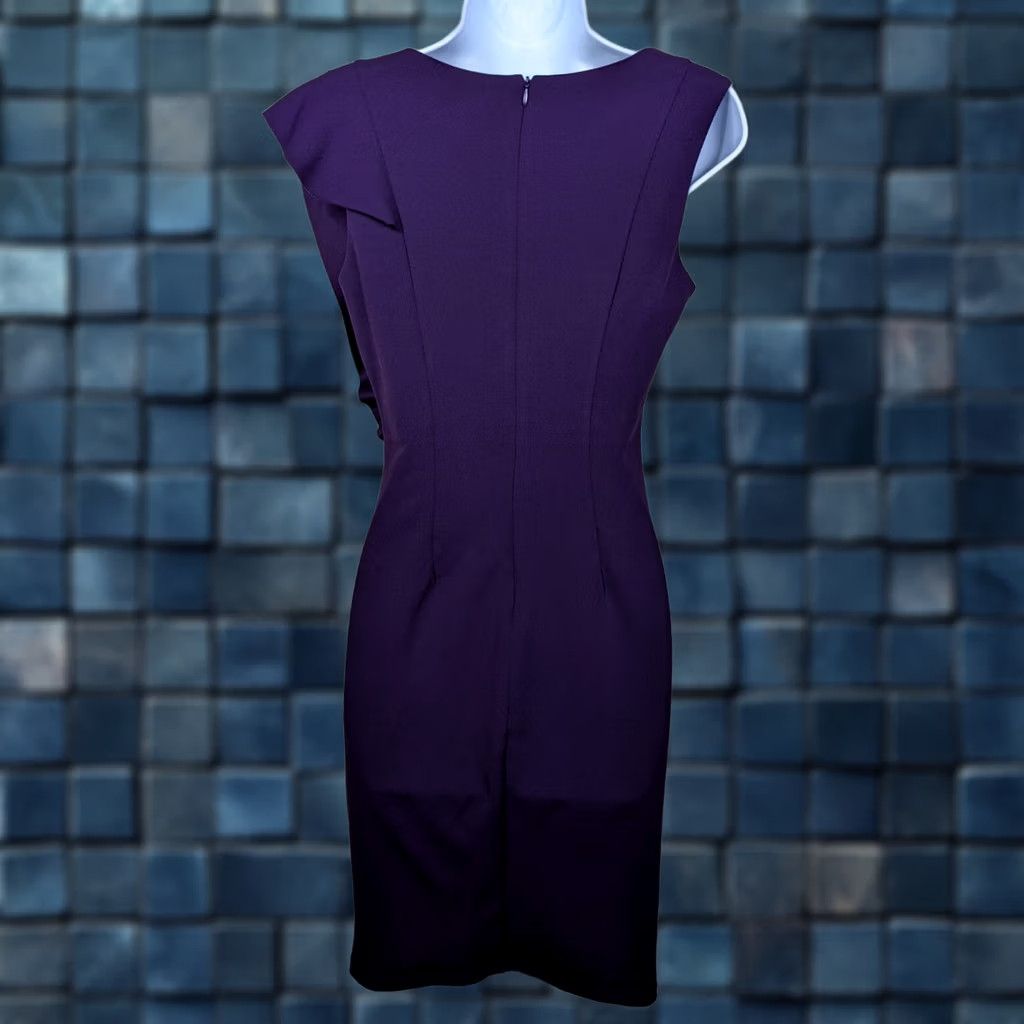 Vintage En Focus Studio Dress Cap Sleeve Purple Ruched A-Line Size 6 Womens Business Casual Knee Length Baroque Velvet? Size M / US 6-8 / IT 42-44 - 1 Thumbnail