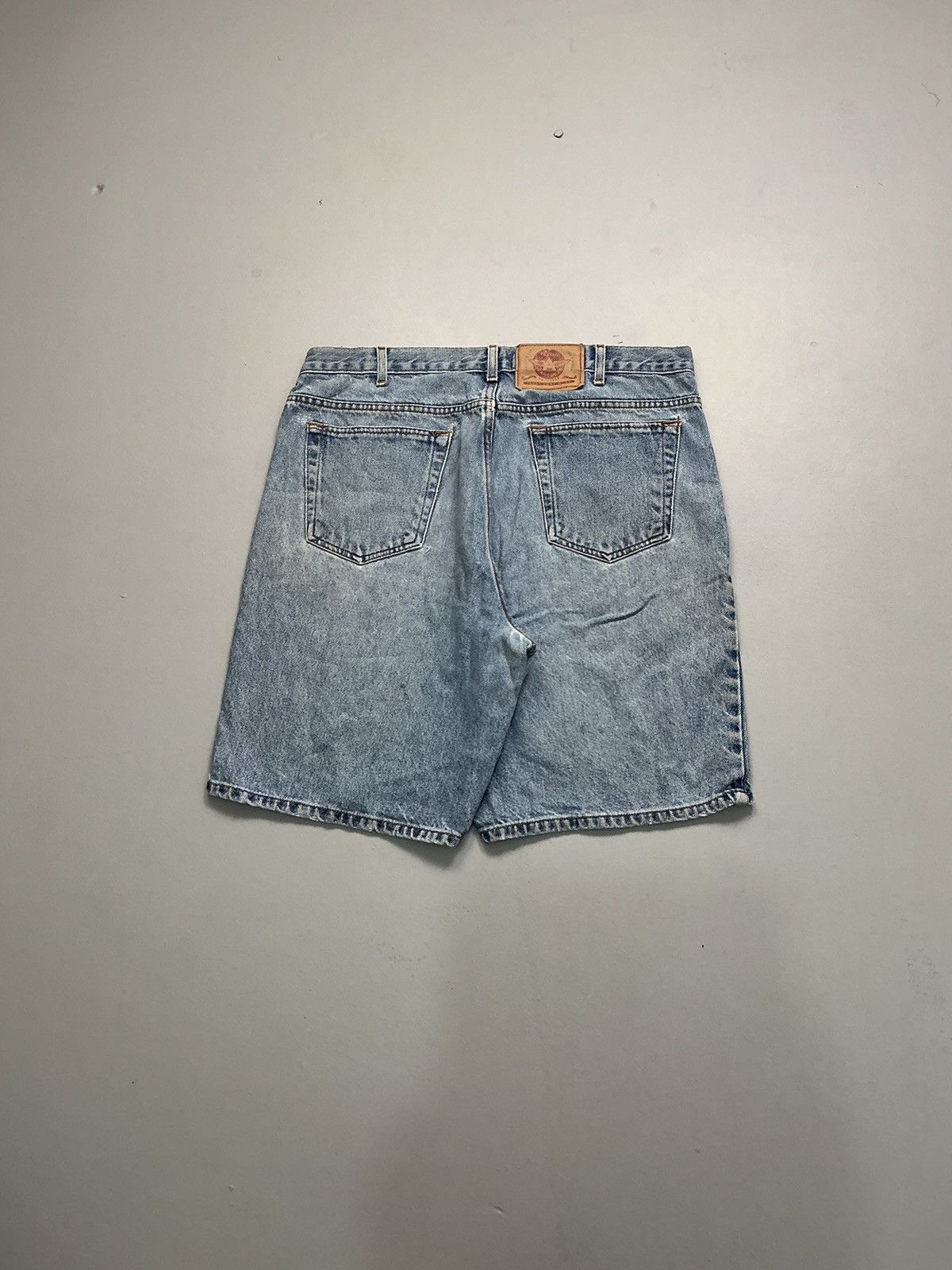 Designer Vintage hiphop short Size US 36 / EU 52 - 2 Thumbnail