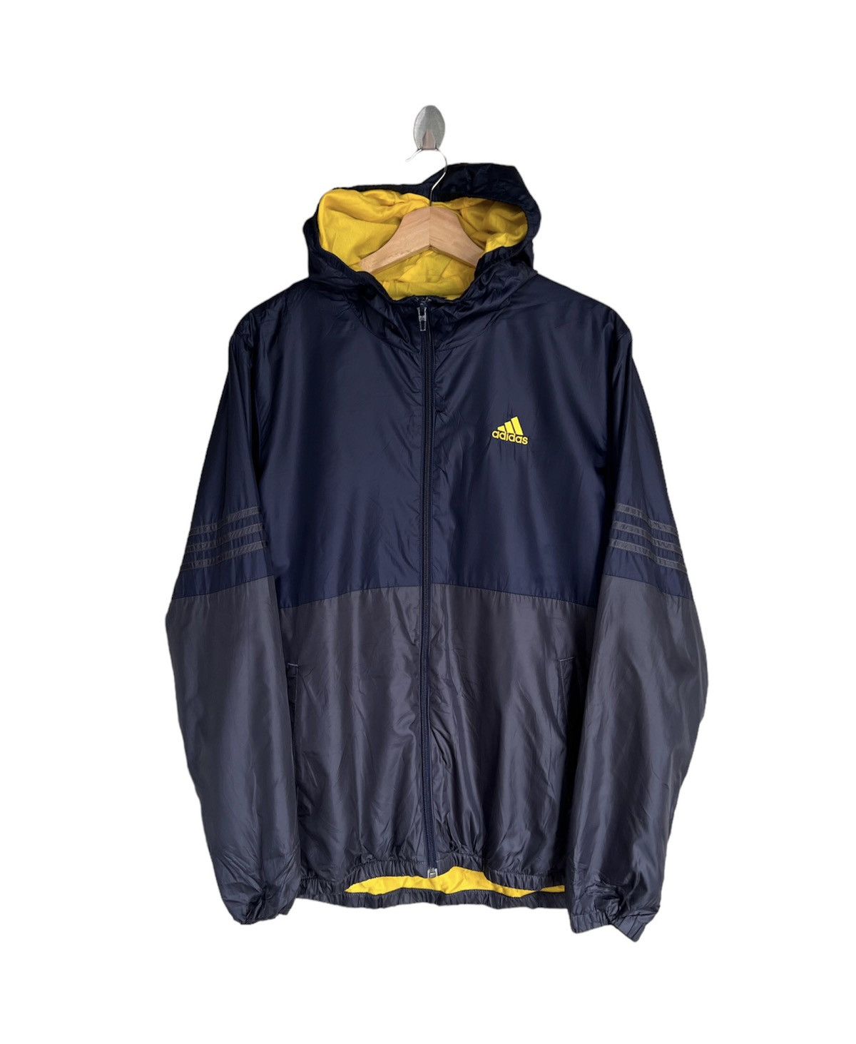 Adidas Adidas Embroidered Hoodies Jacket Size US M / EU 48-50 / 2 - 1 Thumbnail