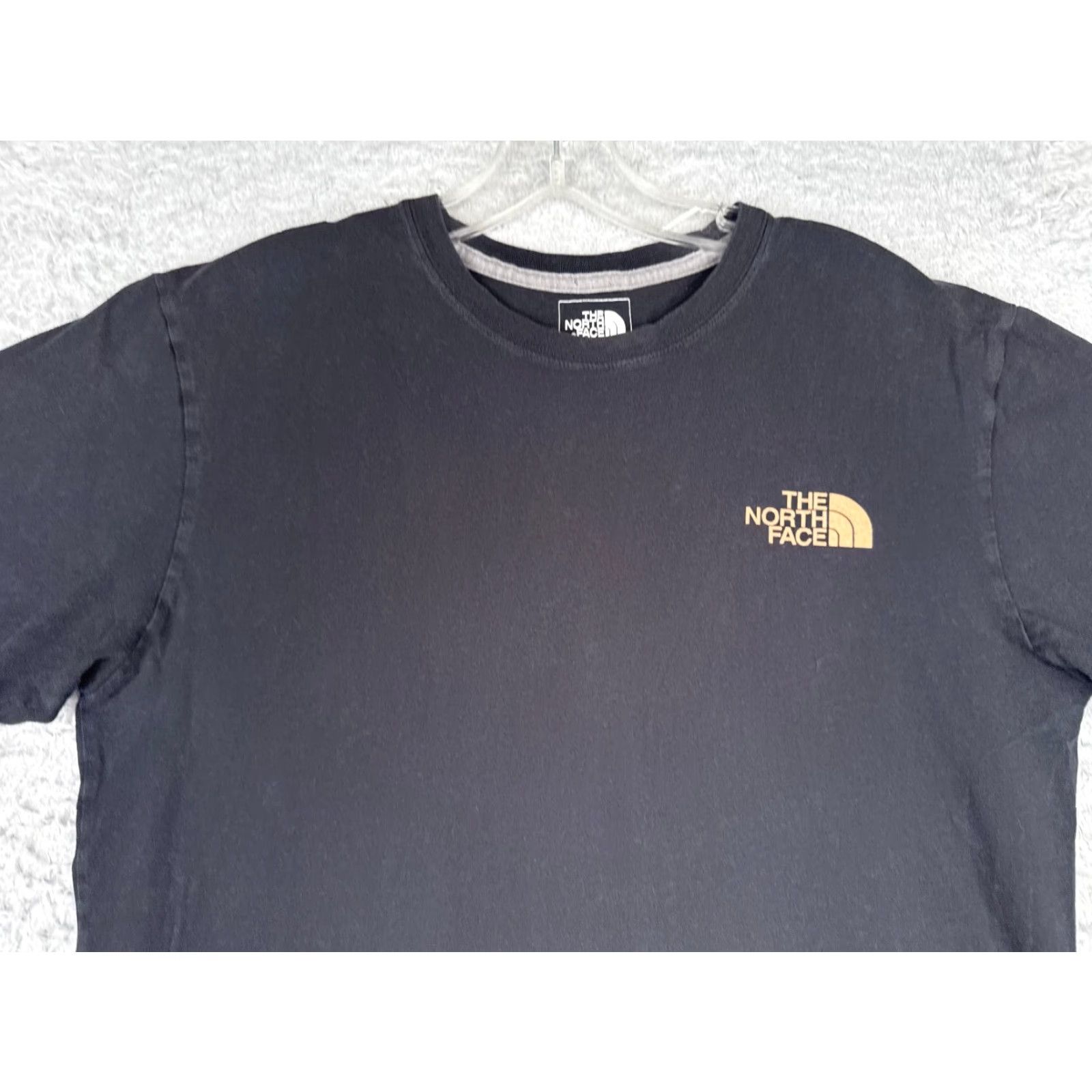 The North Face The North Face Black Short Sleeve Men's Shirt Medium Cotton Crew Neck Outdoor Logo Size US M / EU 48-50 / 2 - 4 Thumbnail