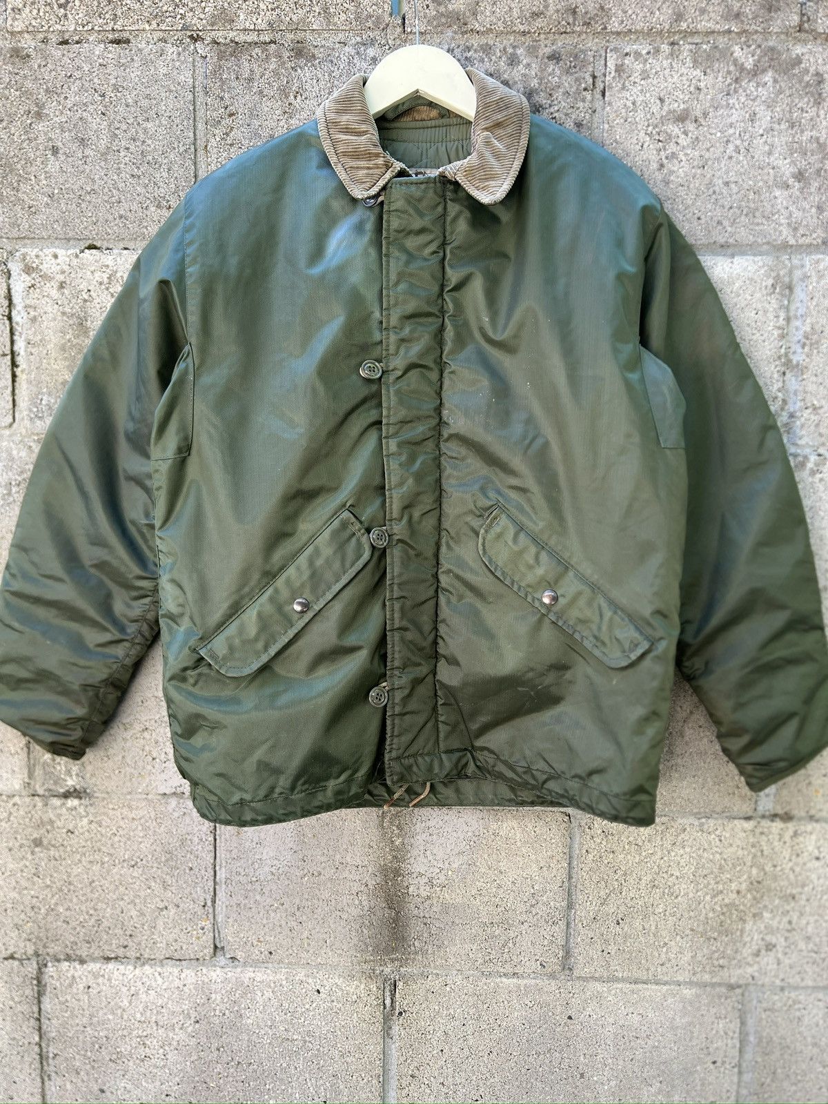Vintage Vintage 1970’s US Navy Extreme Cold Vietnam Era Jacket Size US L / EU 52-54 / 3 - 1 Thumbnail