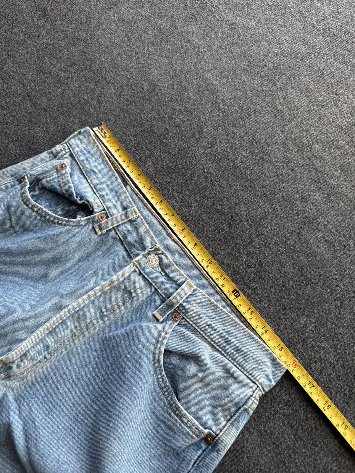 Levi's Vintage Clothing Vintage 90s Levi’s 501 Distressed Western USA Straight Jeans Size US 32 / EU 48 - 19 Thumbnail