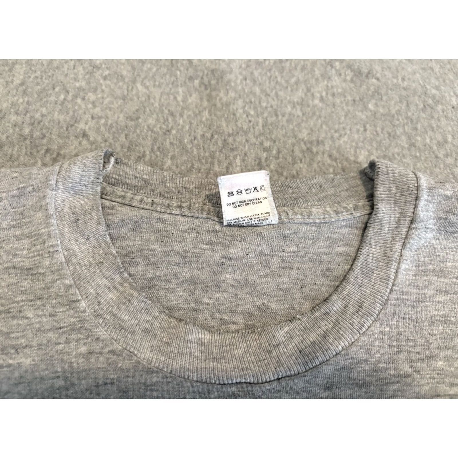 Fruit Of The Loom VINTAGE Fruit of the Loom T-Shirt Palm Springs Grand Prix Gray 90s Cars Racing Large Mens Size US L / EU 52-54 / 3 - 5 Thumbnail