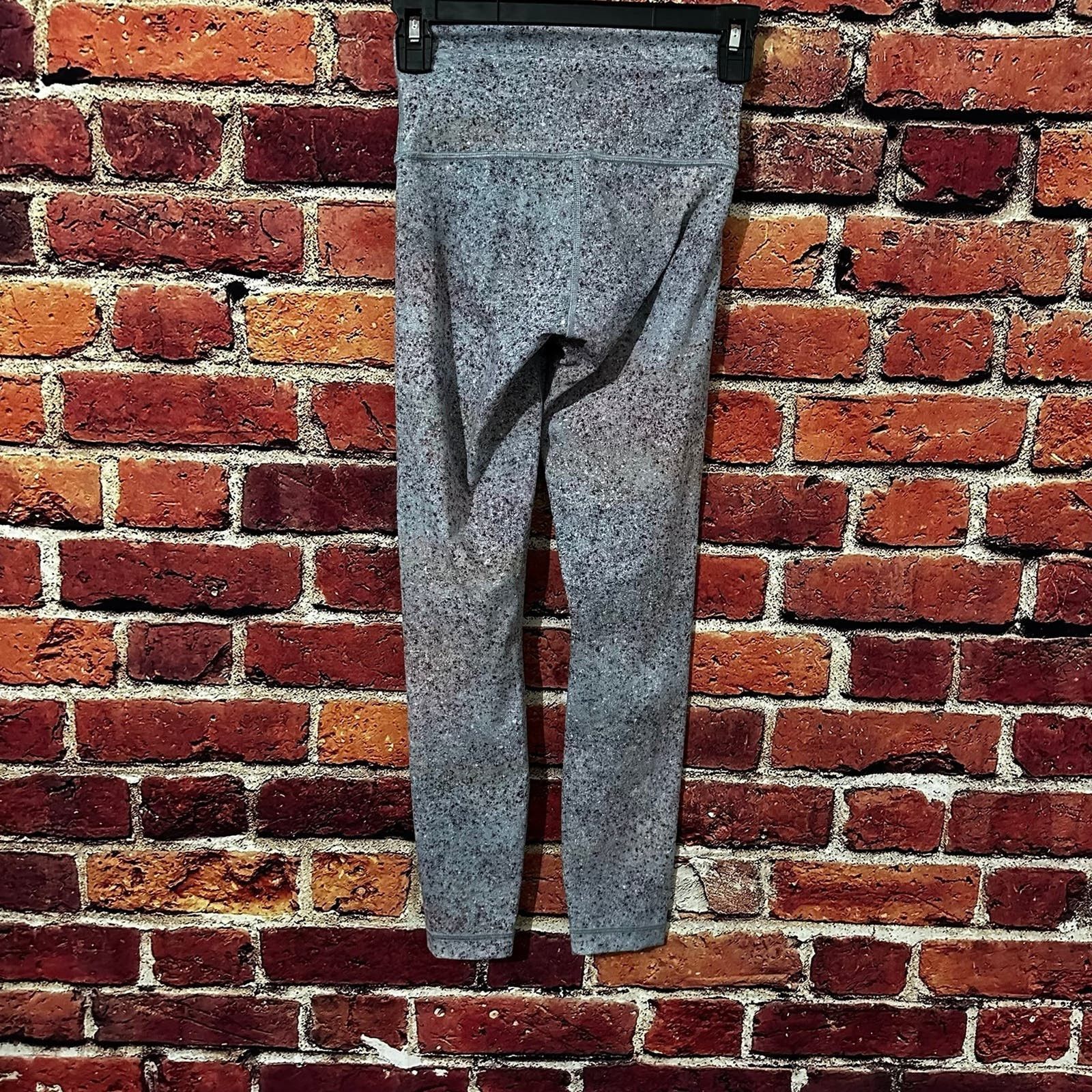 Lululemon lululemon leggings size 2 Size 26" / US 2 / IT 38 - 4 Thumbnail