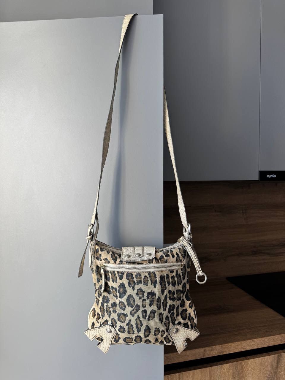 Guess Vintage Women’s Guess Leopard Print Bag Size ONE SIZE - 4 Thumbnail