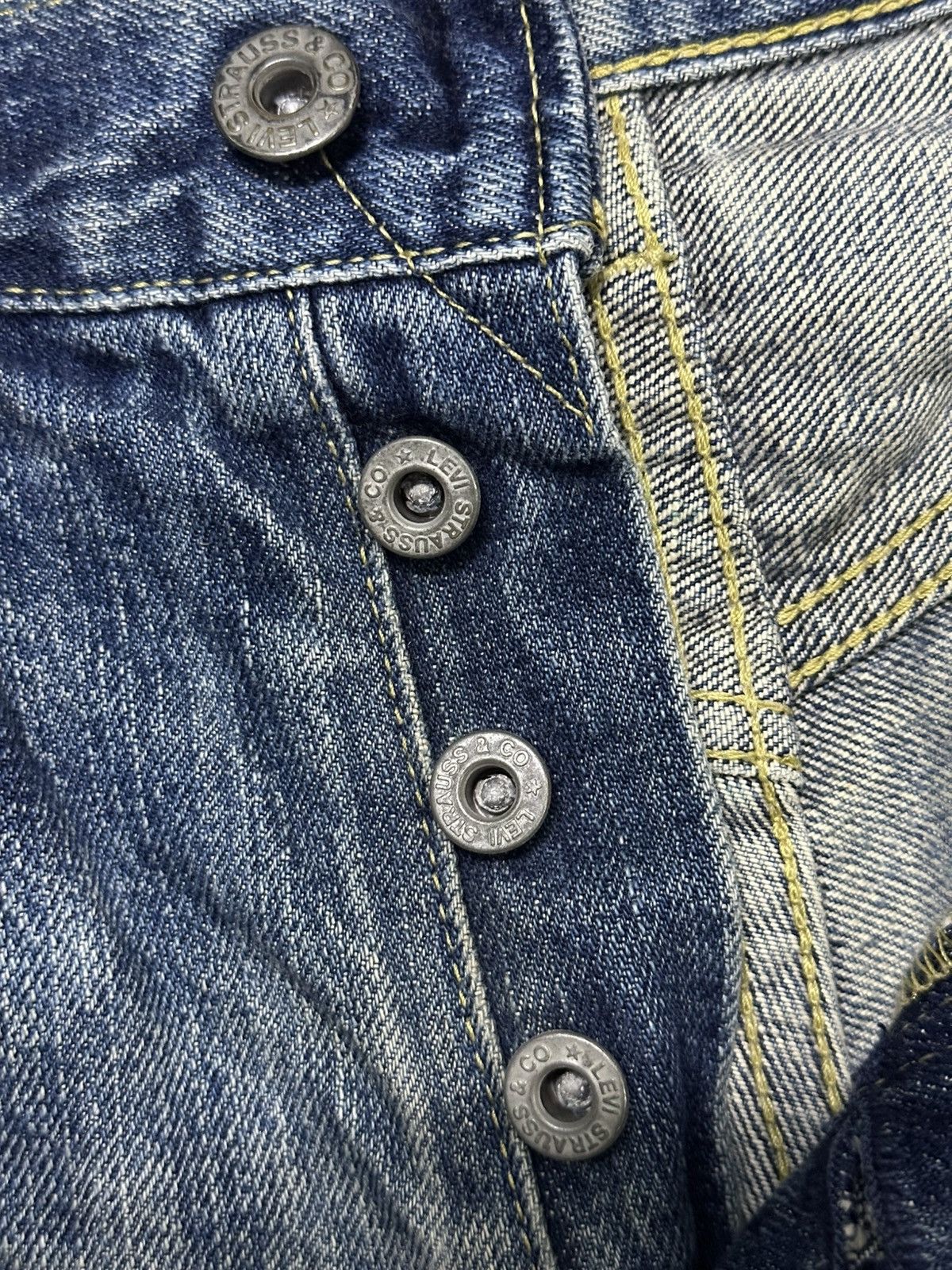 Levi's Distress Vintage Levis 702 Big E Buckle Back . Size US 32 / EU 48 - 8 Thumbnail