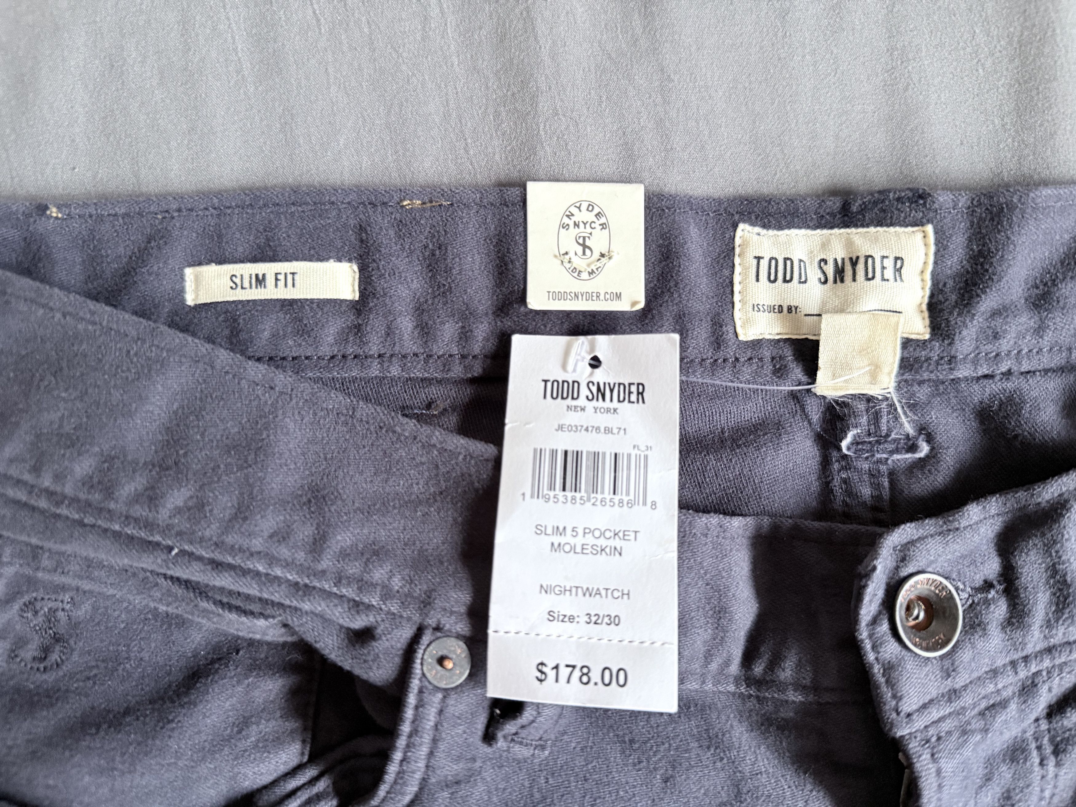 Todd Snyder Slim Fit 5-Pocket Italian Moleskin Pant in Navy 32x30 Size US 32 / EU 48 - 2 Thumbnail