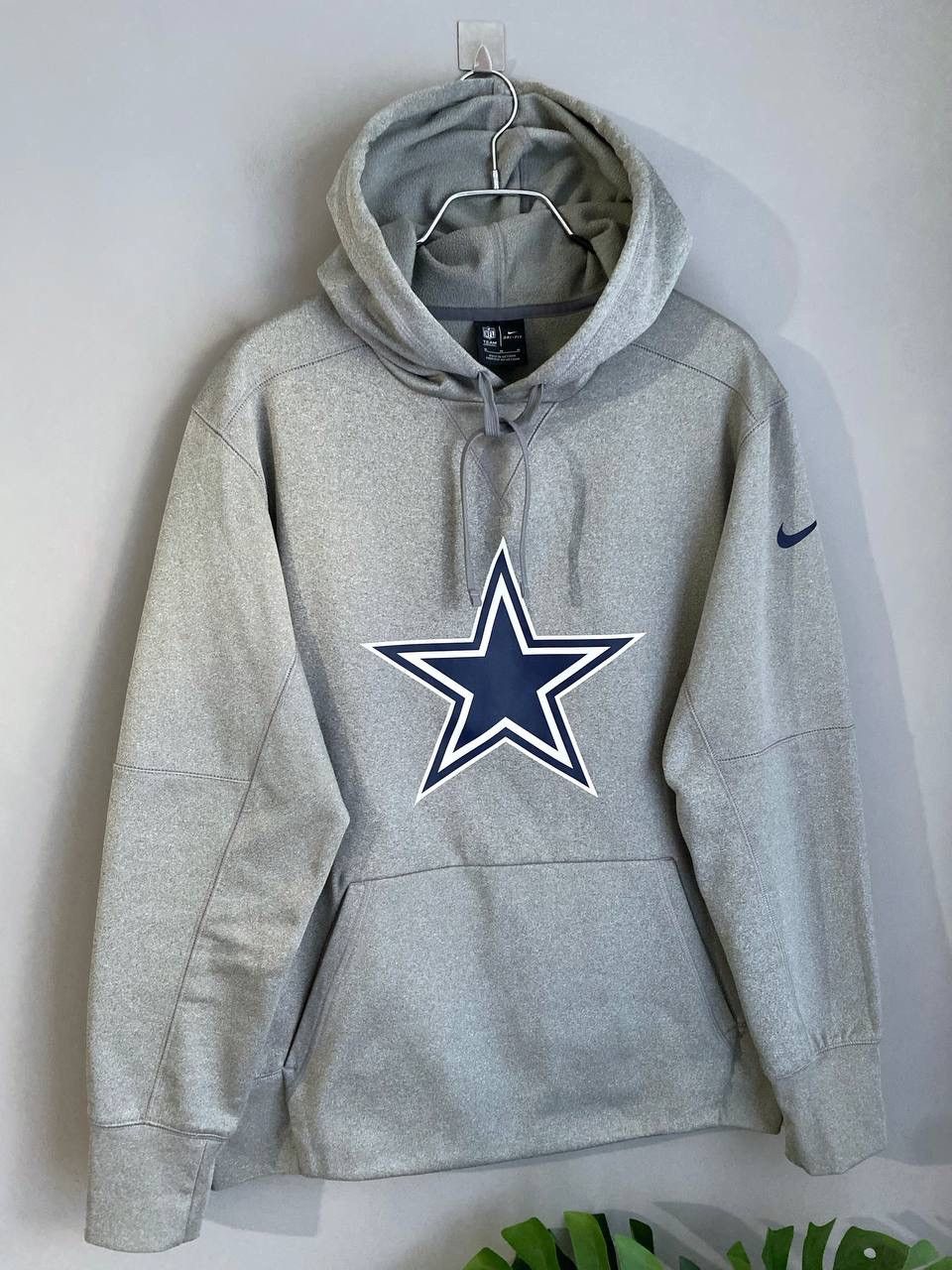 Nike Nike x NFL Dallas Cowboys Men's Therma Fit Gray Hoodie, Sz M Size US M / EU 48-50 / 2 - 3 Thumbnail