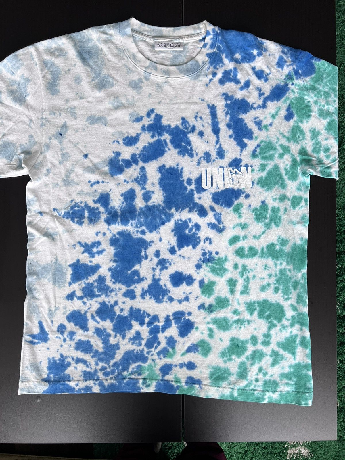 Cherry LA × Union LA Union x Cherry LA Tie Dye tee Size US L / EU 52-54 / 3 - 1 Thumbnail