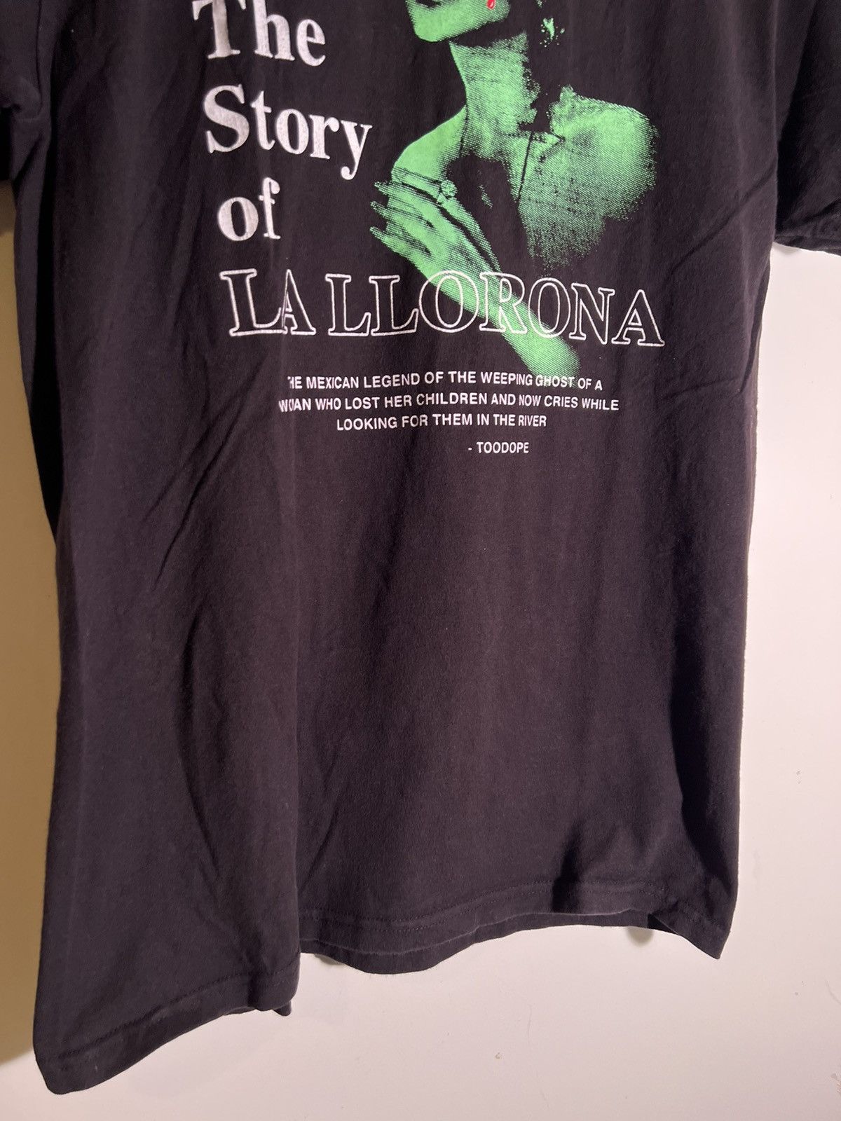 Vintage Y2K 2000’s VTG Vintage Too Dope Story of La Llorna Retro Tee Size US M / EU 48-50 / 2 - 3 Thumbnail